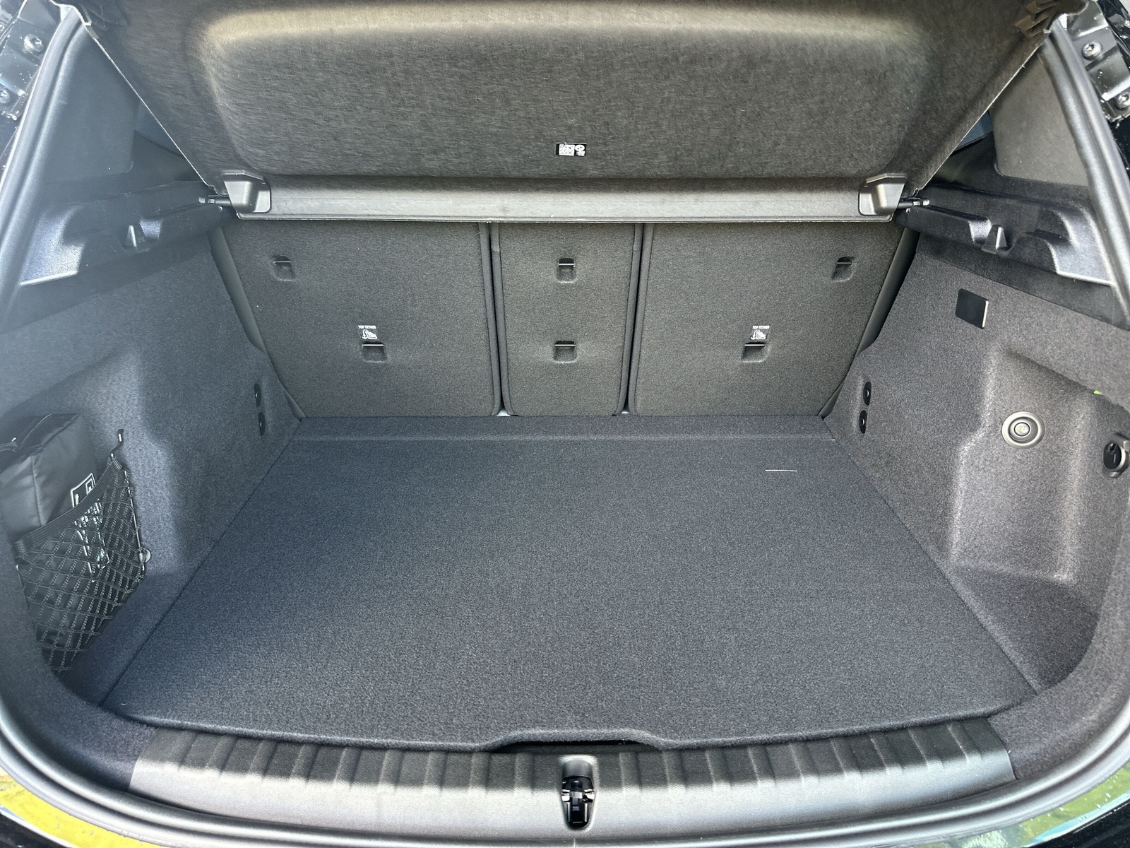 BMW 225e xDrive Active Tourer-image-10