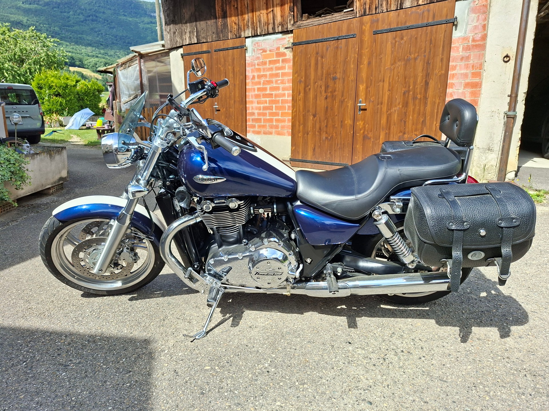 TRIUMPH Thunderbird 1600 ABS-image-2