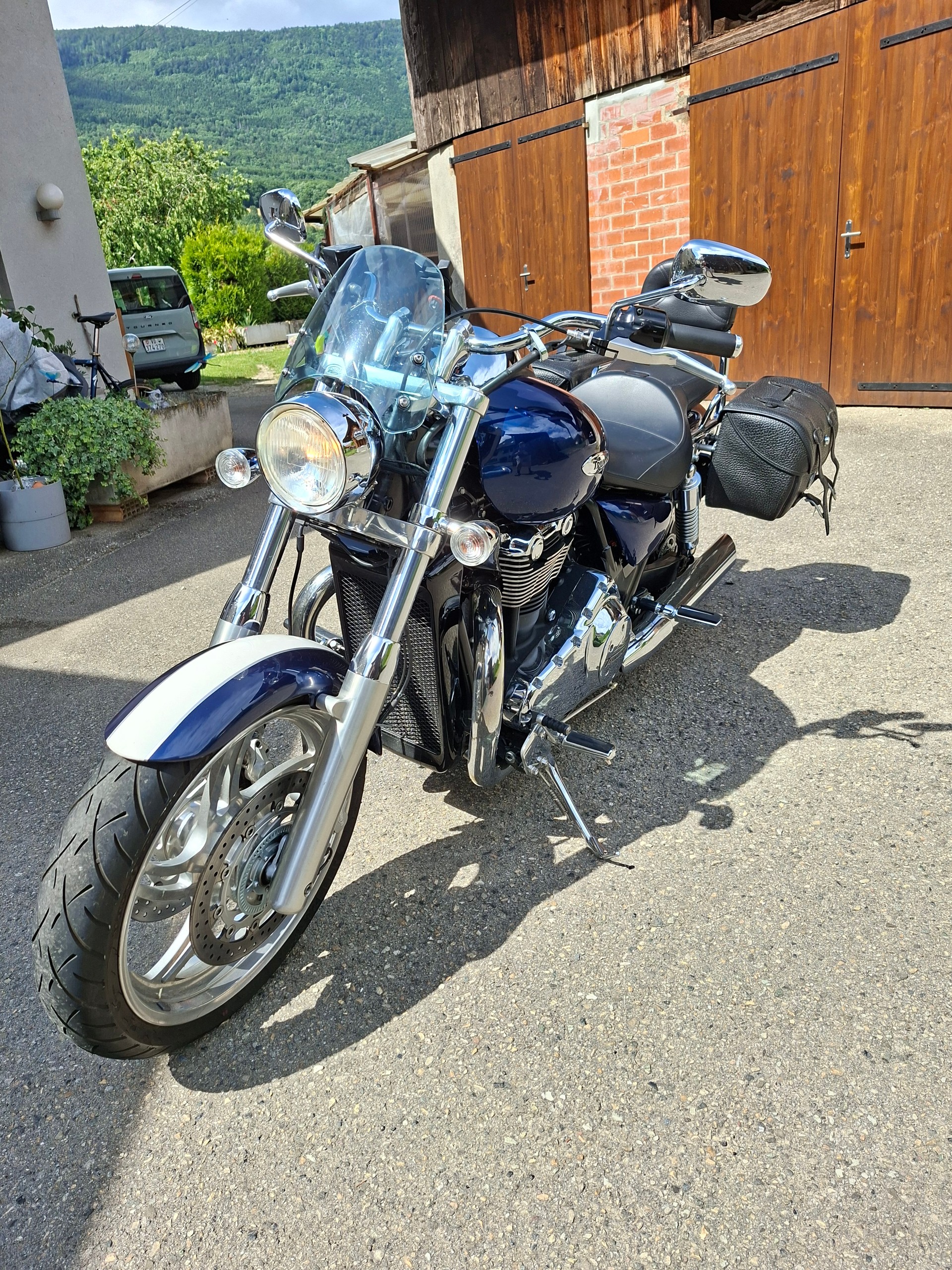 TRIUMPH Thunderbird 1600 ABS-image-1