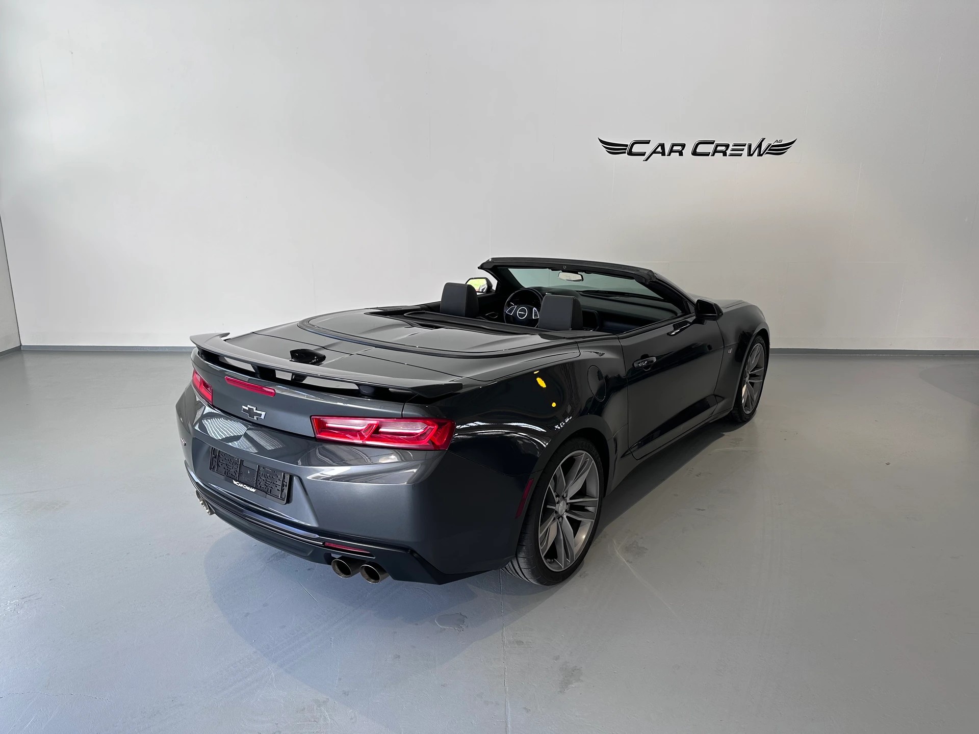 CHEVROLET Camaro RS Convertible-image-12