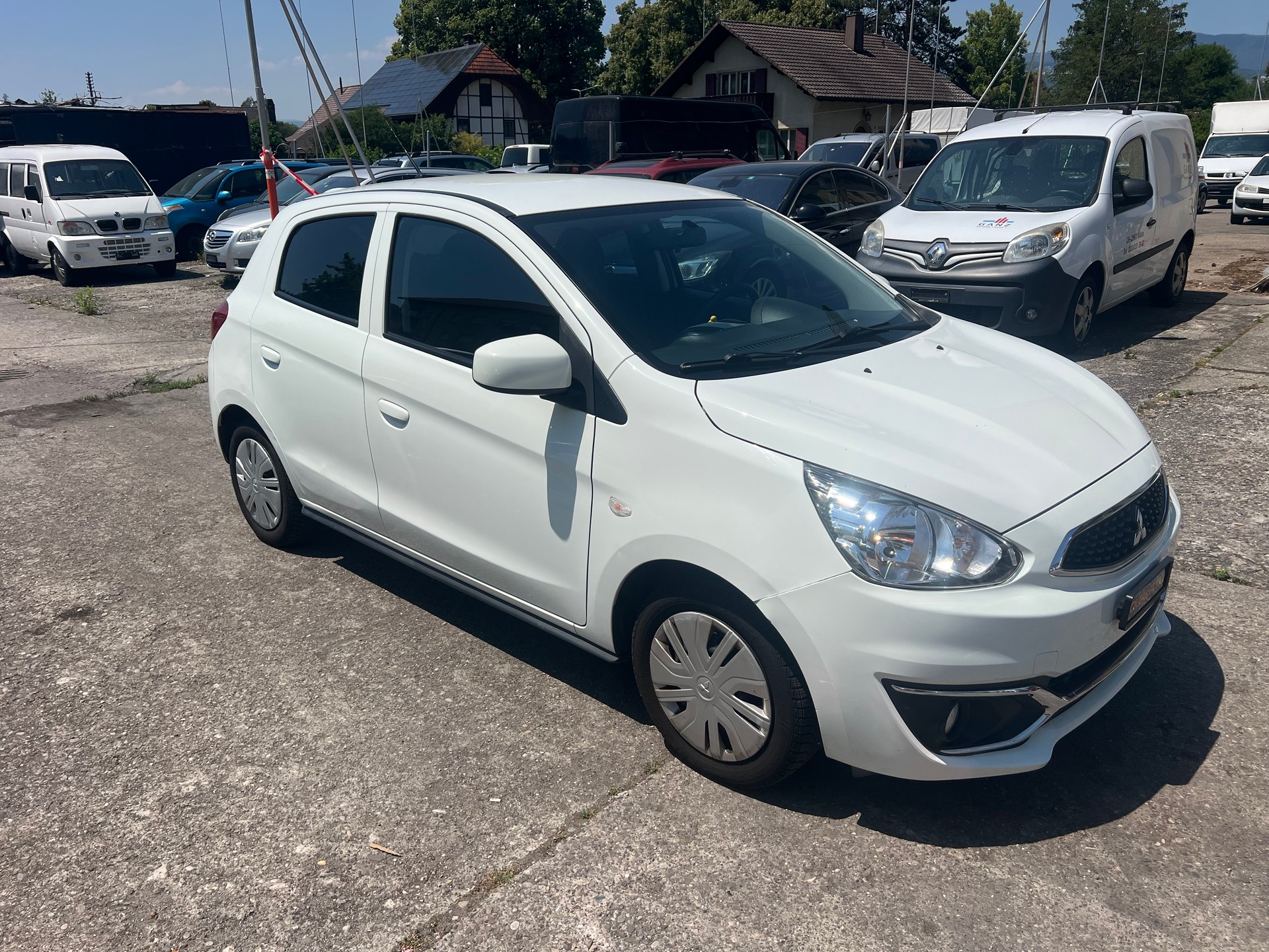MITSUBISHI Space Star 1.0 Pure-showroom-element-1