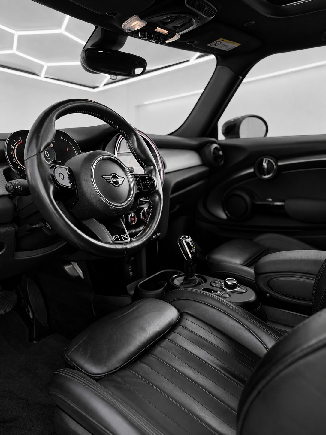MINI Cooper S Trafalgar Edition Steptronic DKG-image-6