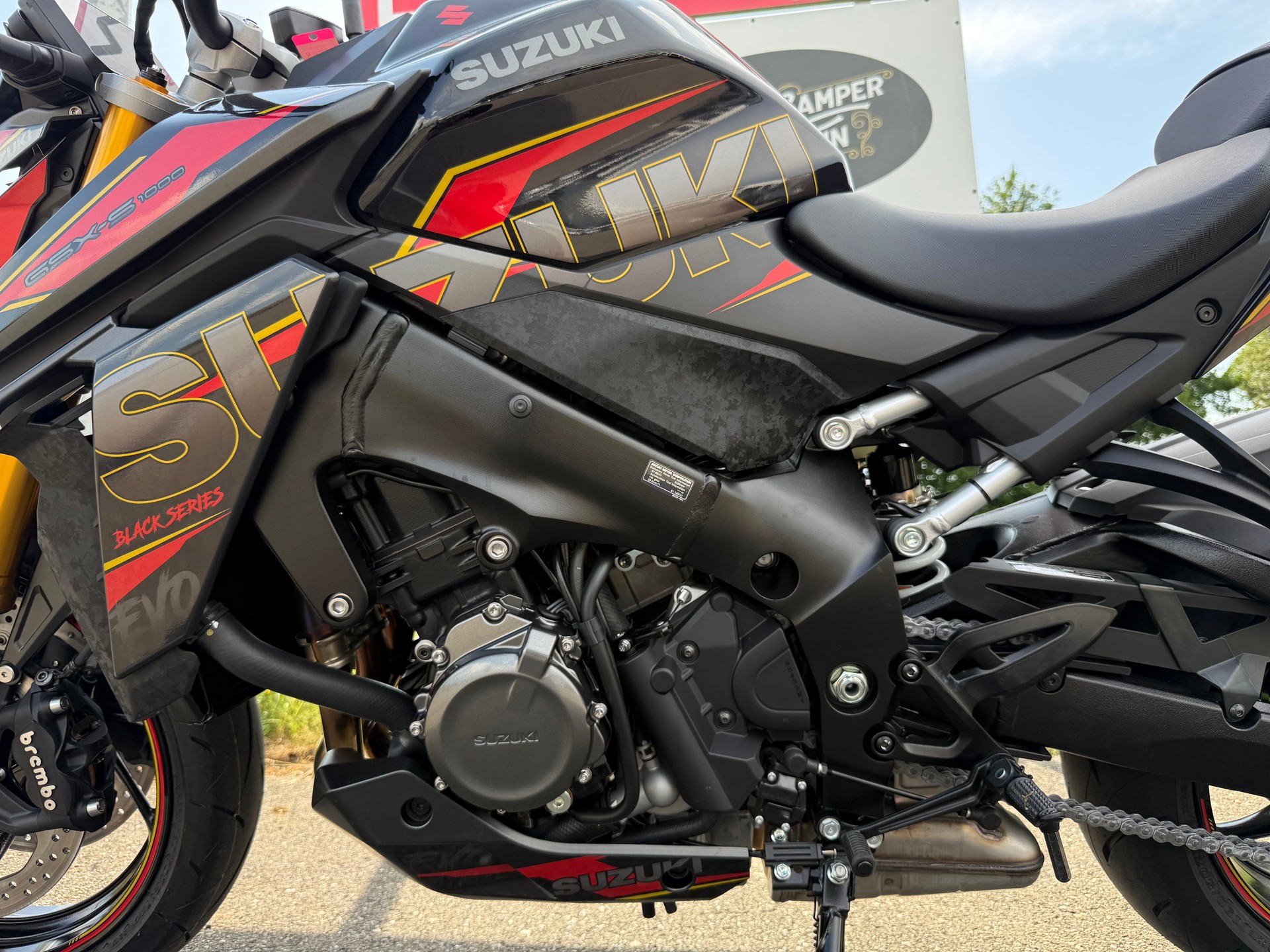 SUZUKI GSX-S 1000 EVO-image-4