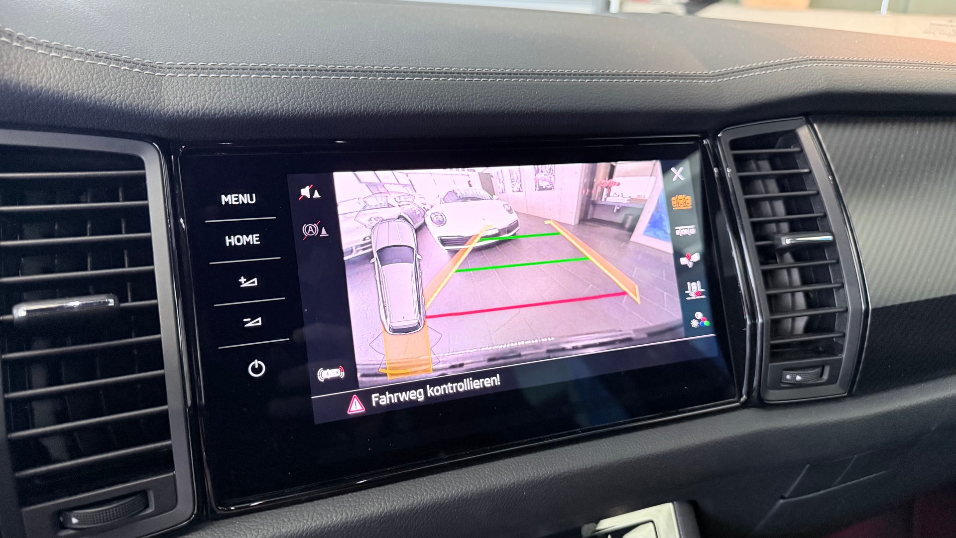 SKODA Kodiaq 2.0 TDI 200 Sportline DSG-image-13