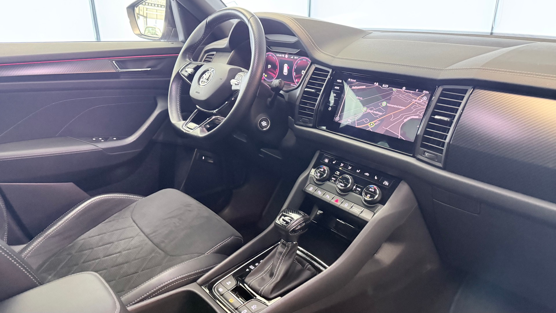 SKODA Kodiaq 2.0 TDI 200 Sportline DSG-image-24
