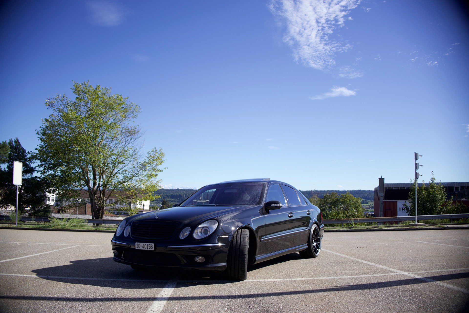MERCEDES-BENZ E 55 V8 AMG