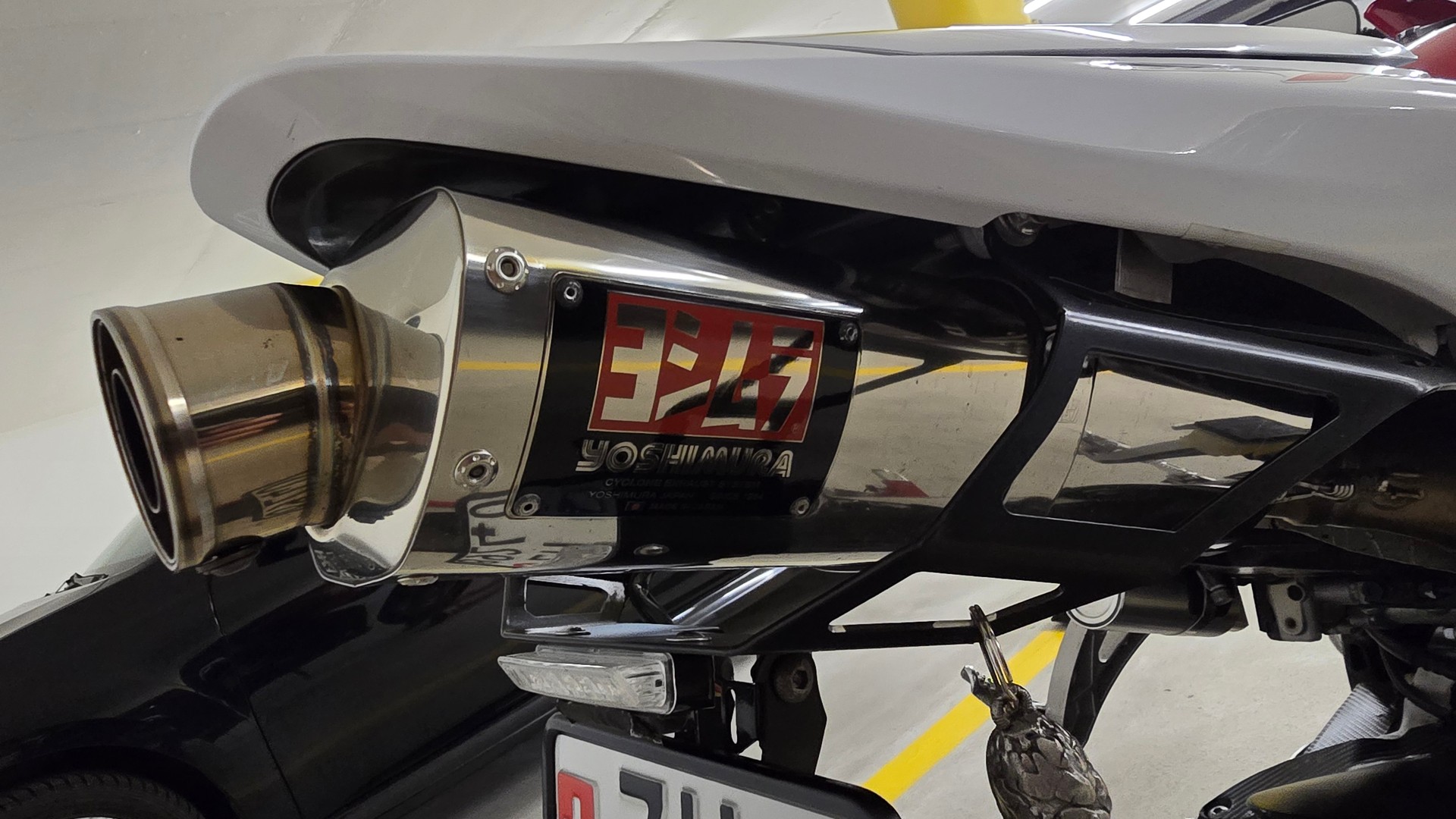 HONDA CBR 600 RA ABS-image-5