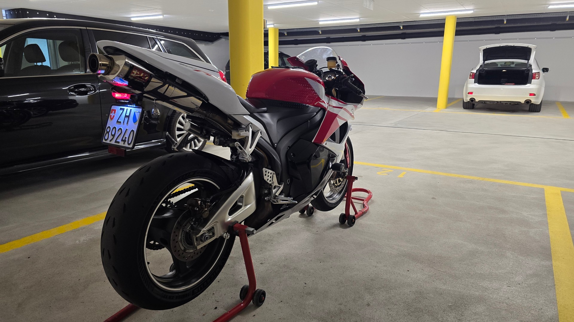 HONDA CBR 600 RA ABS-image-2