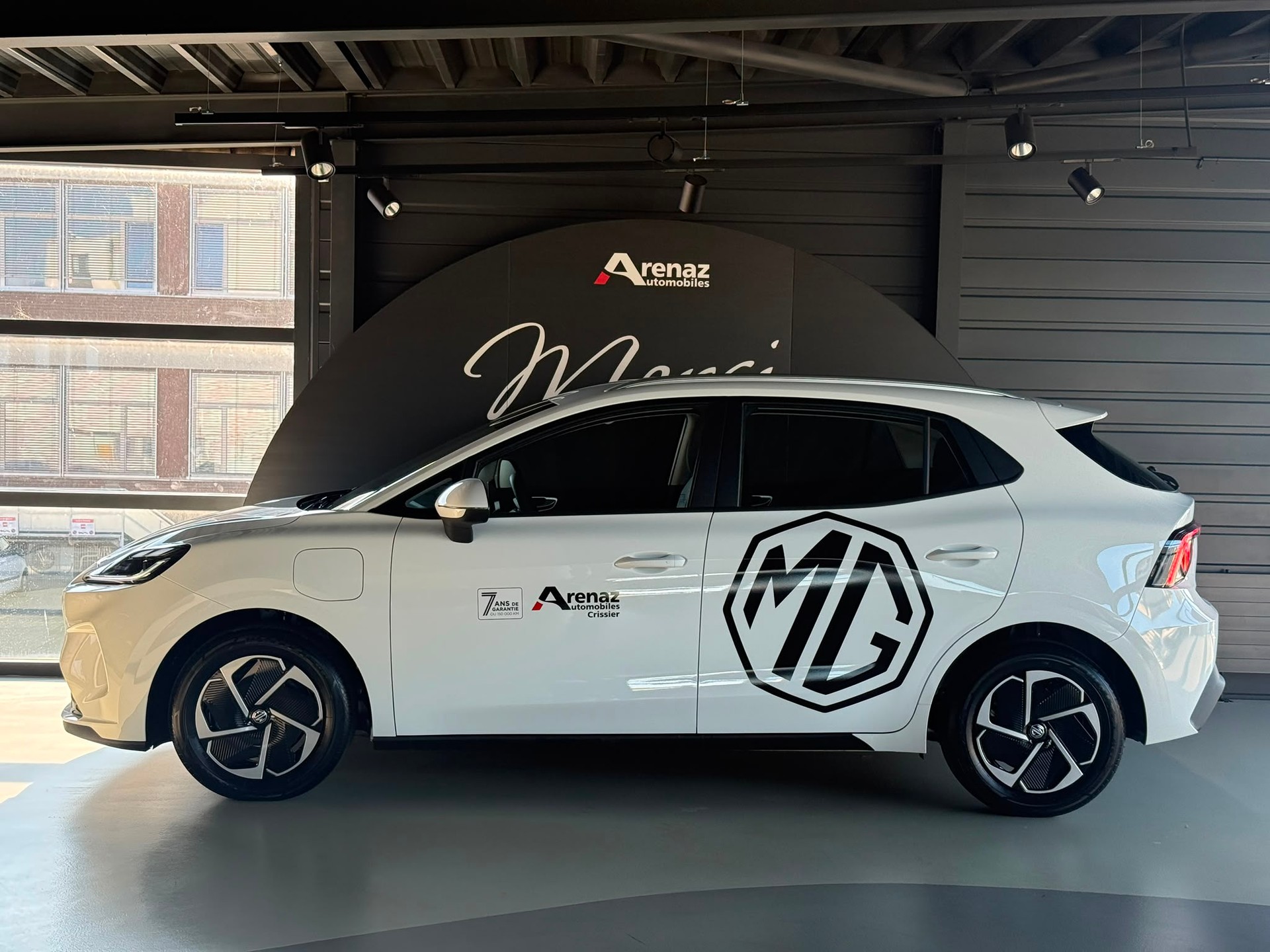 MG 4 EV Urban 43kWh Comfort-showroom-element-3