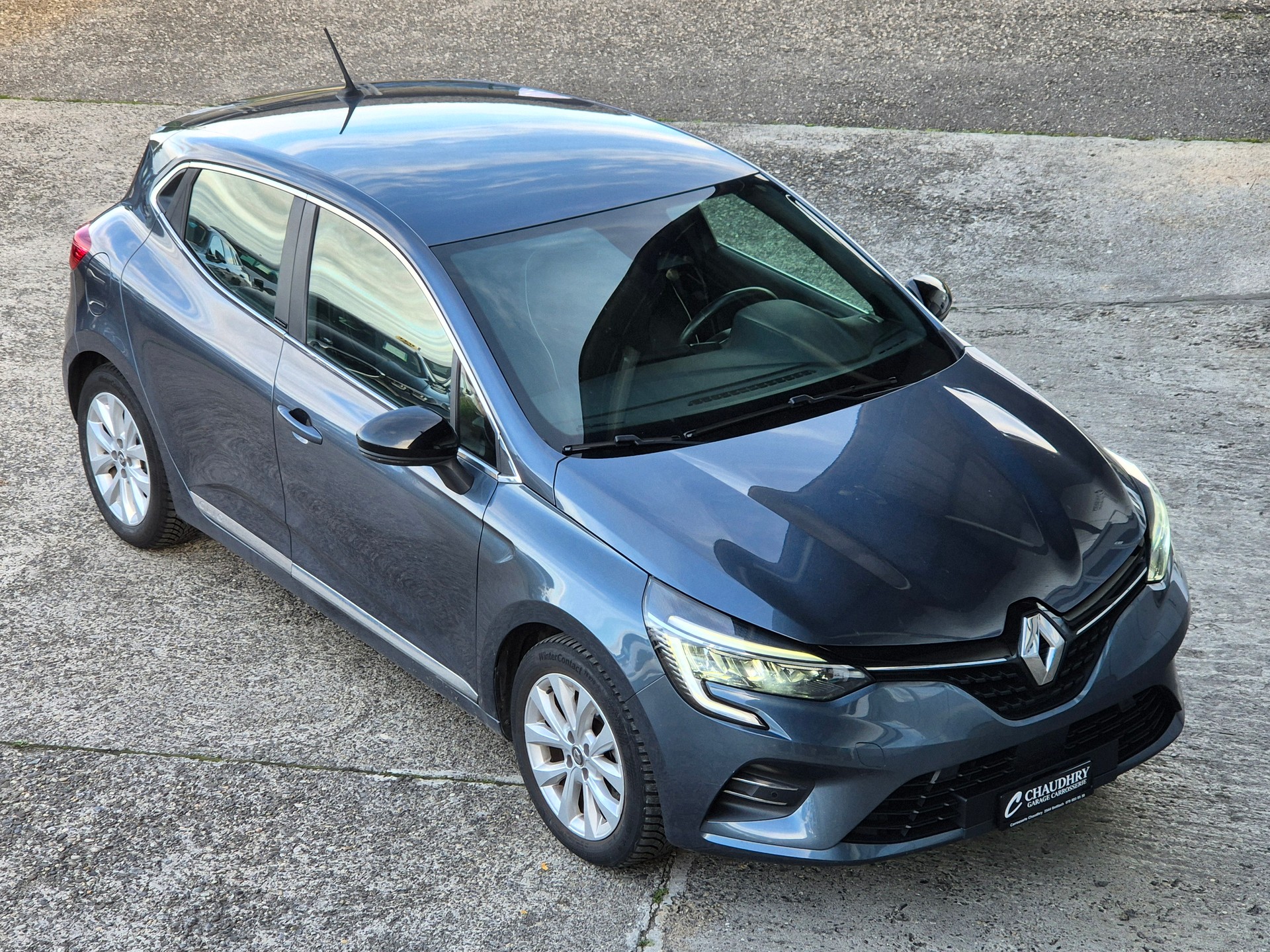 RENAULT Clio 1.6 E-Tech Intens-showroom-element-2