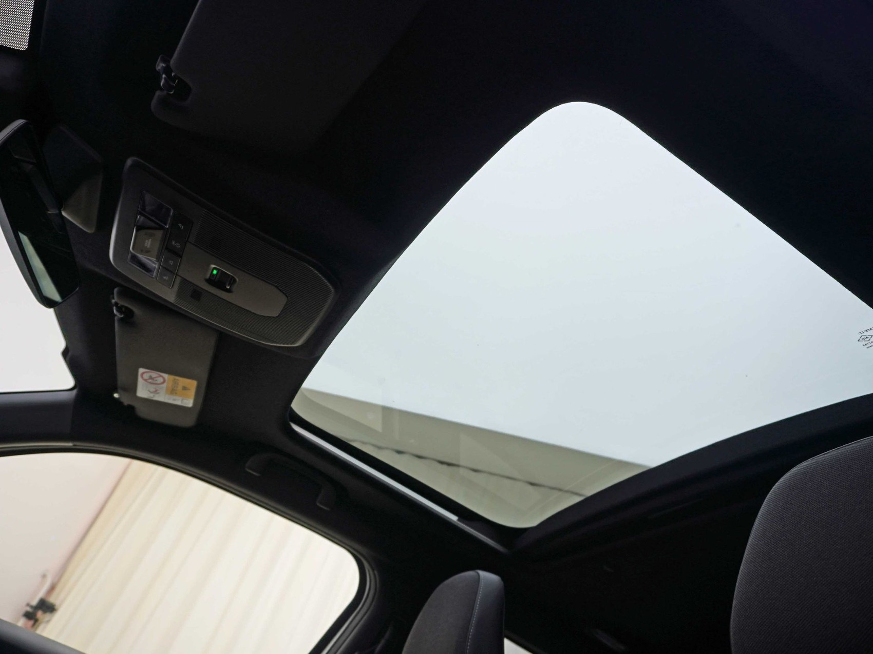 TOYOTA Urban Cruiser Premium AWD 😎 mit 360° Kamera 😎-image-18