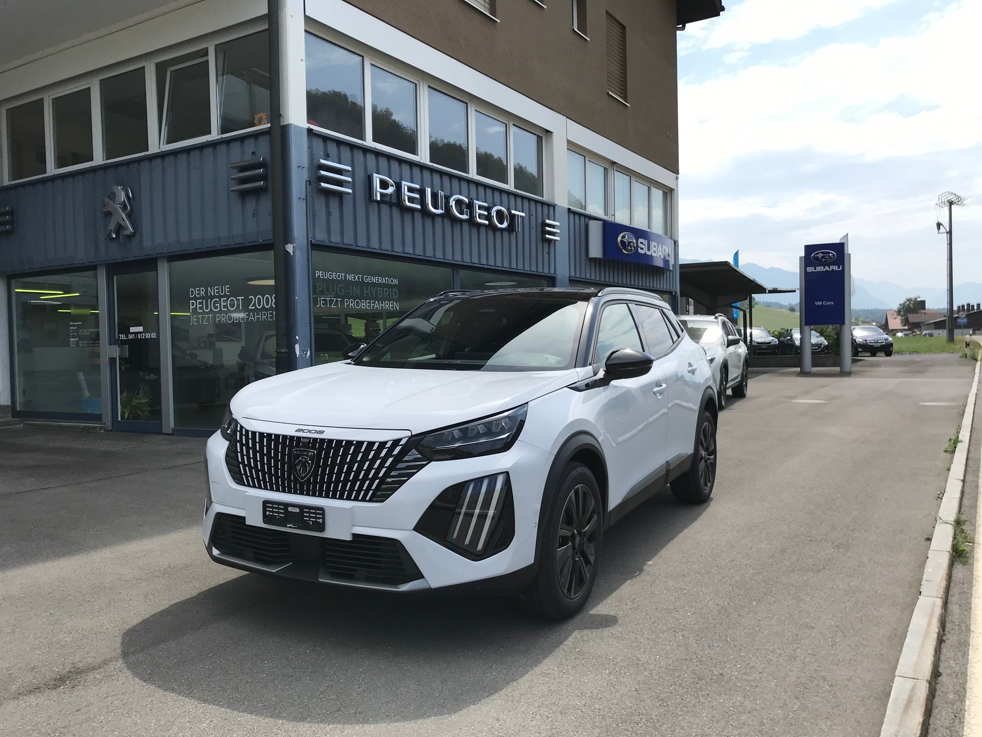 PEUGEOT 2008 1.2 145 MHEV GT Exclusive