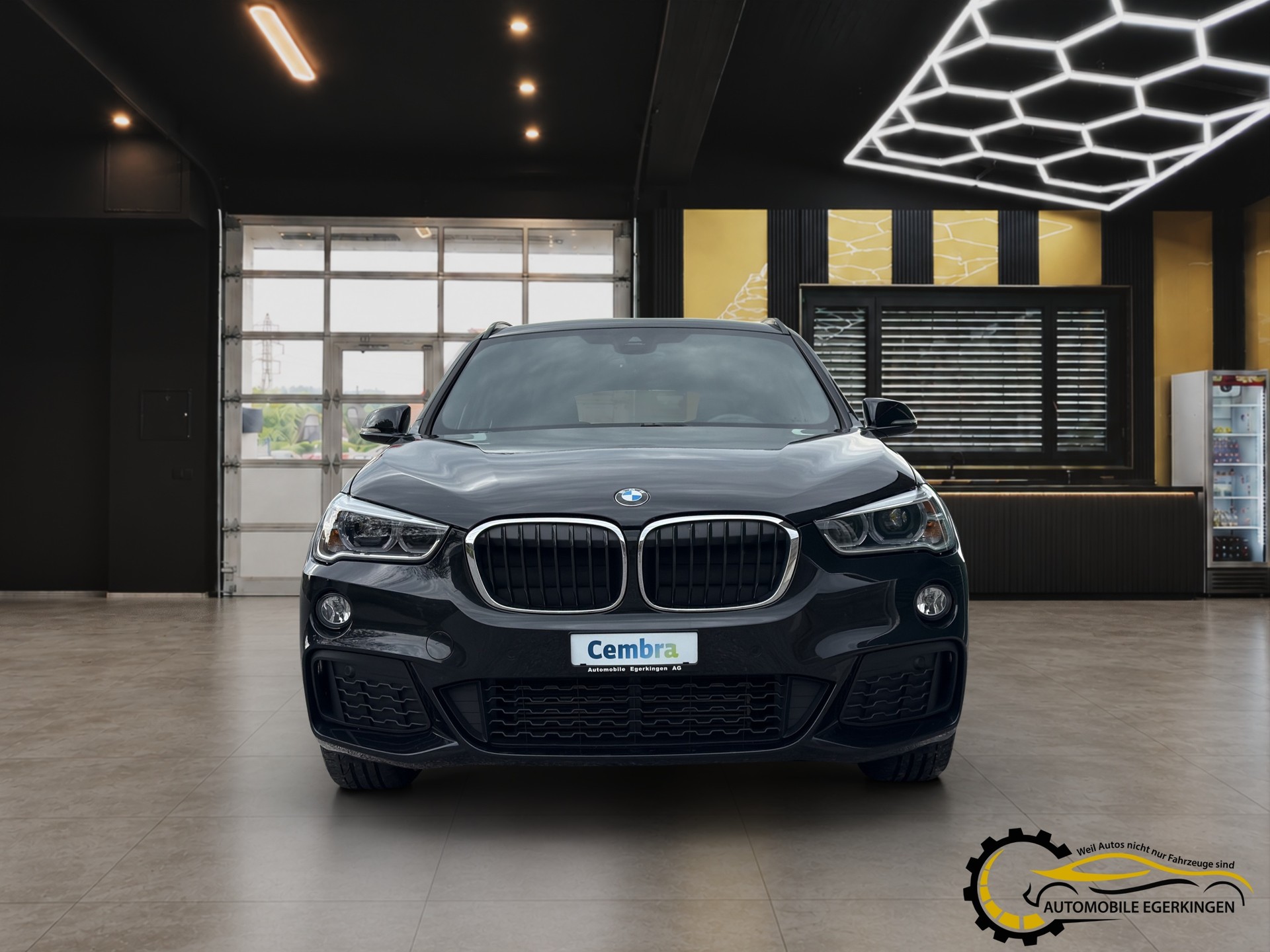 BMW X1 xDrive 20d M Sport Steptronic-showroom-element-1