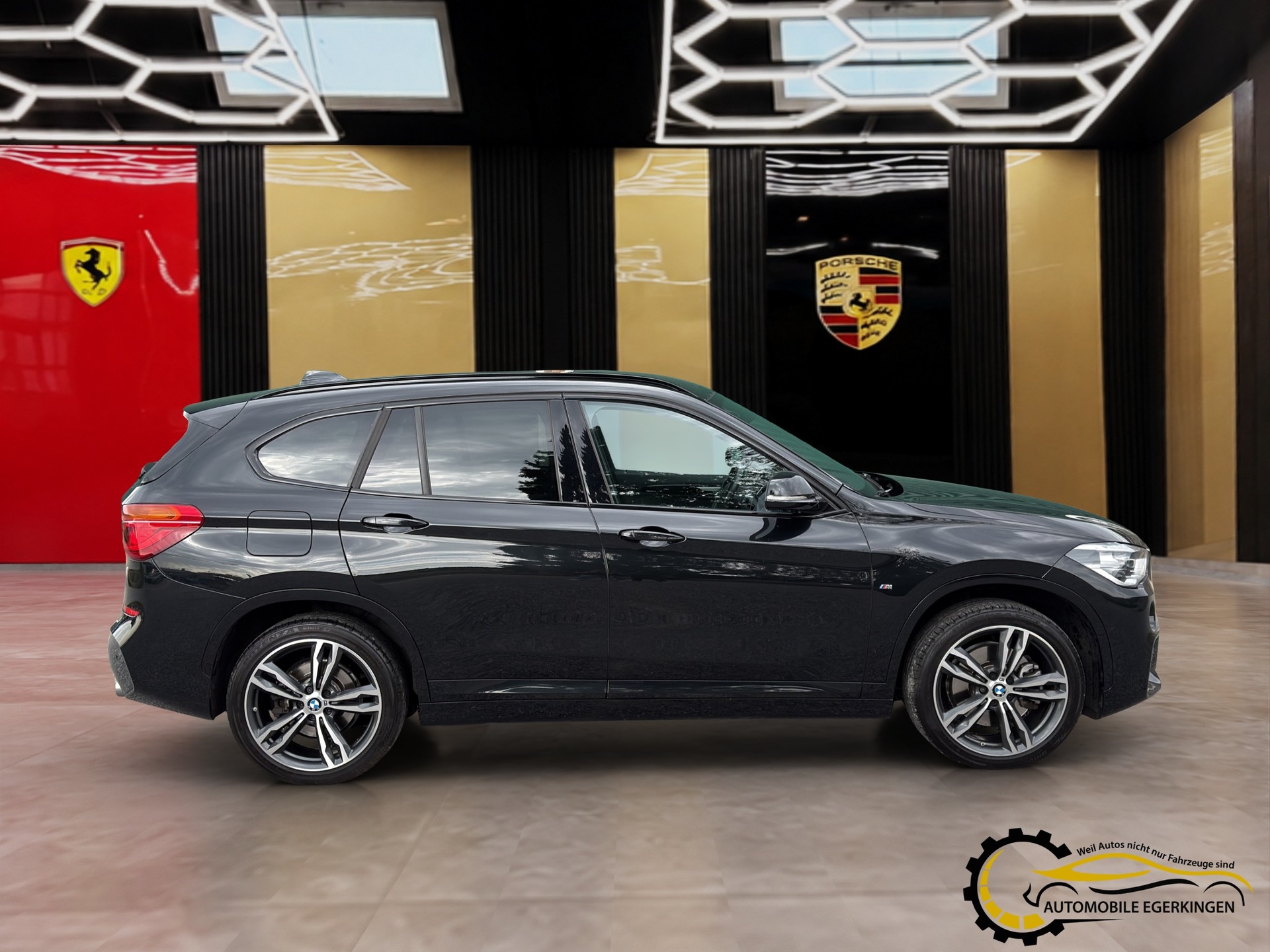 BMW X1 xDrive 20d M Sport Steptronic-showroom-element-3