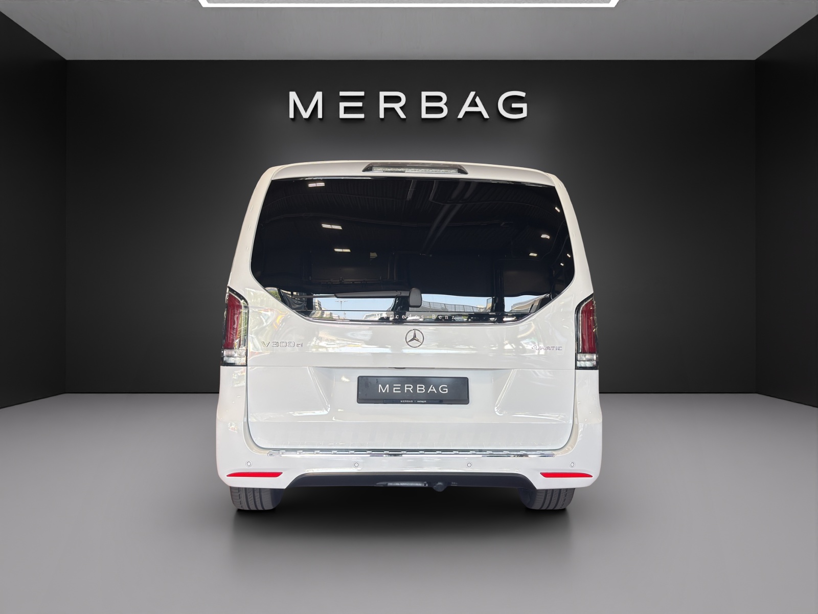 MERCEDES-BENZ V 300 d lang 4Matic Swiss Edition 9G-Tronic-image-3