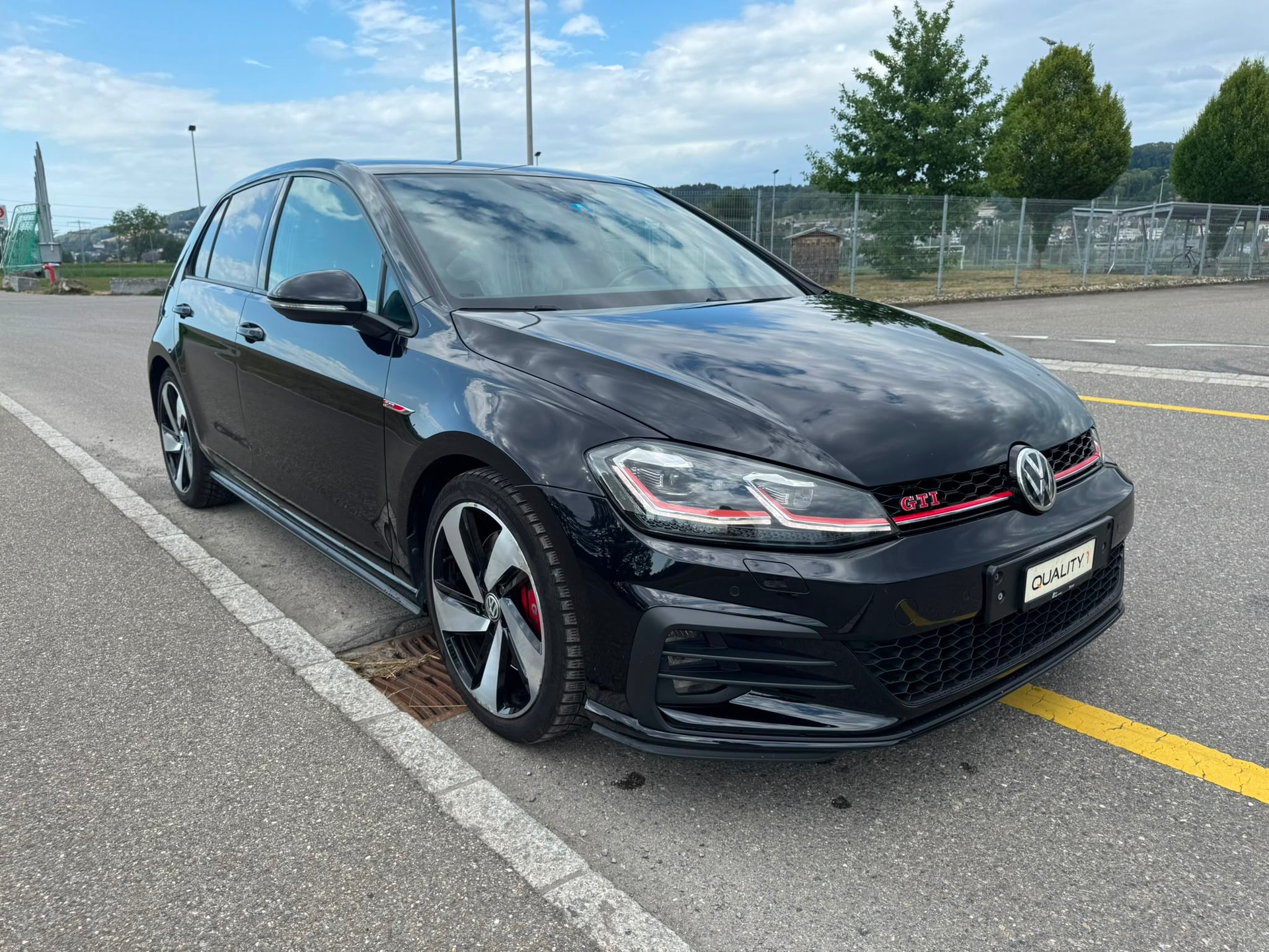 VW Golf 2.0 TSI GTI Performance DSG-image-6