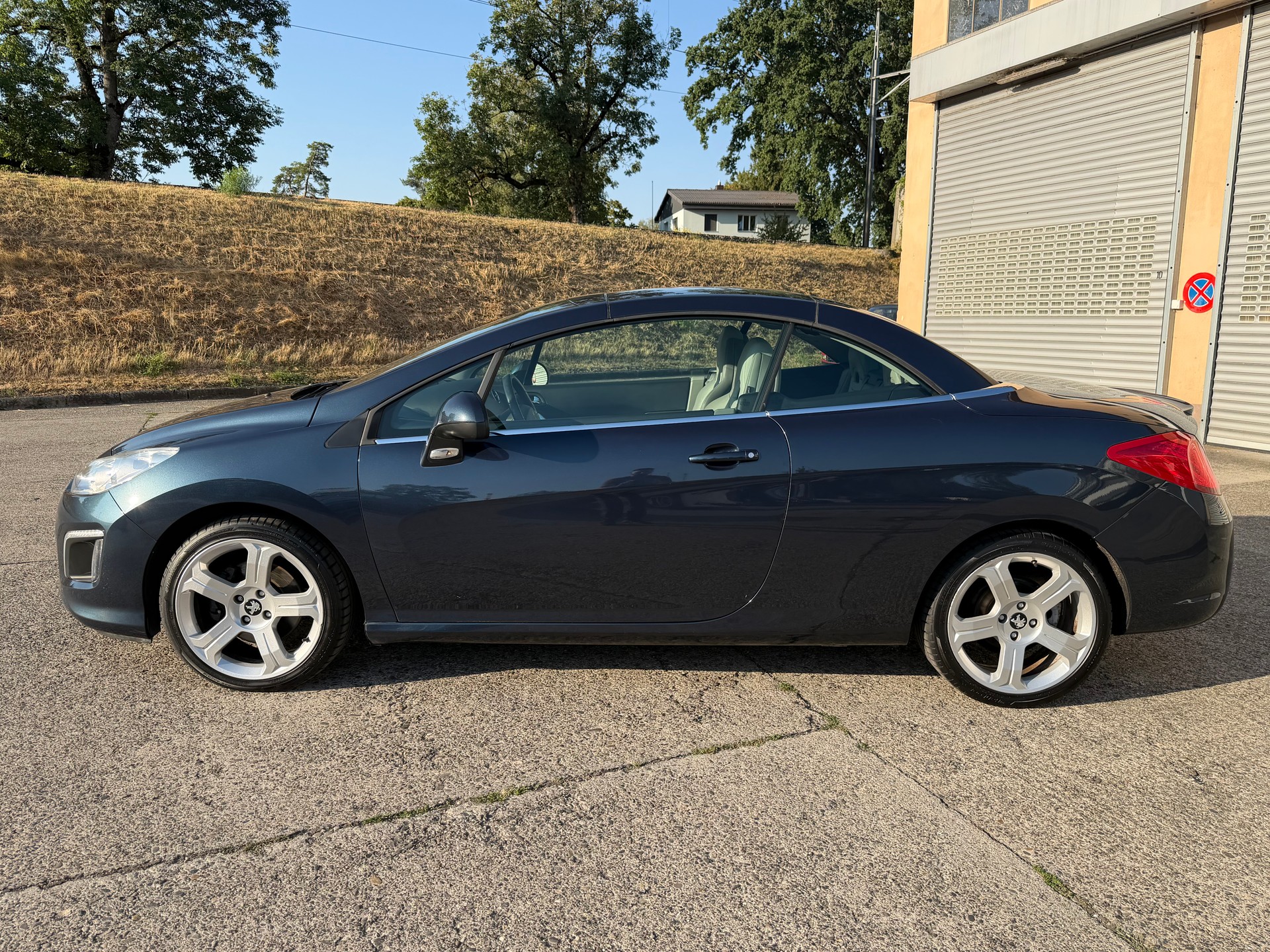 PEUGEOT 308 CC 1.6 16V Turbo Allure Automatic-showroom-element-1