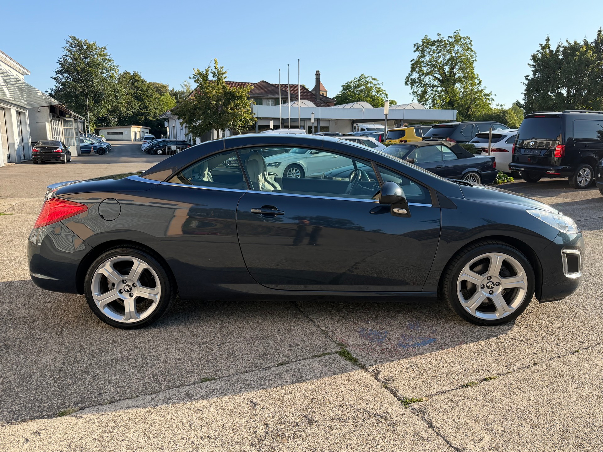 PEUGEOT 308 CC 1.6 16V Turbo Allure Automatic-showroom-element-3