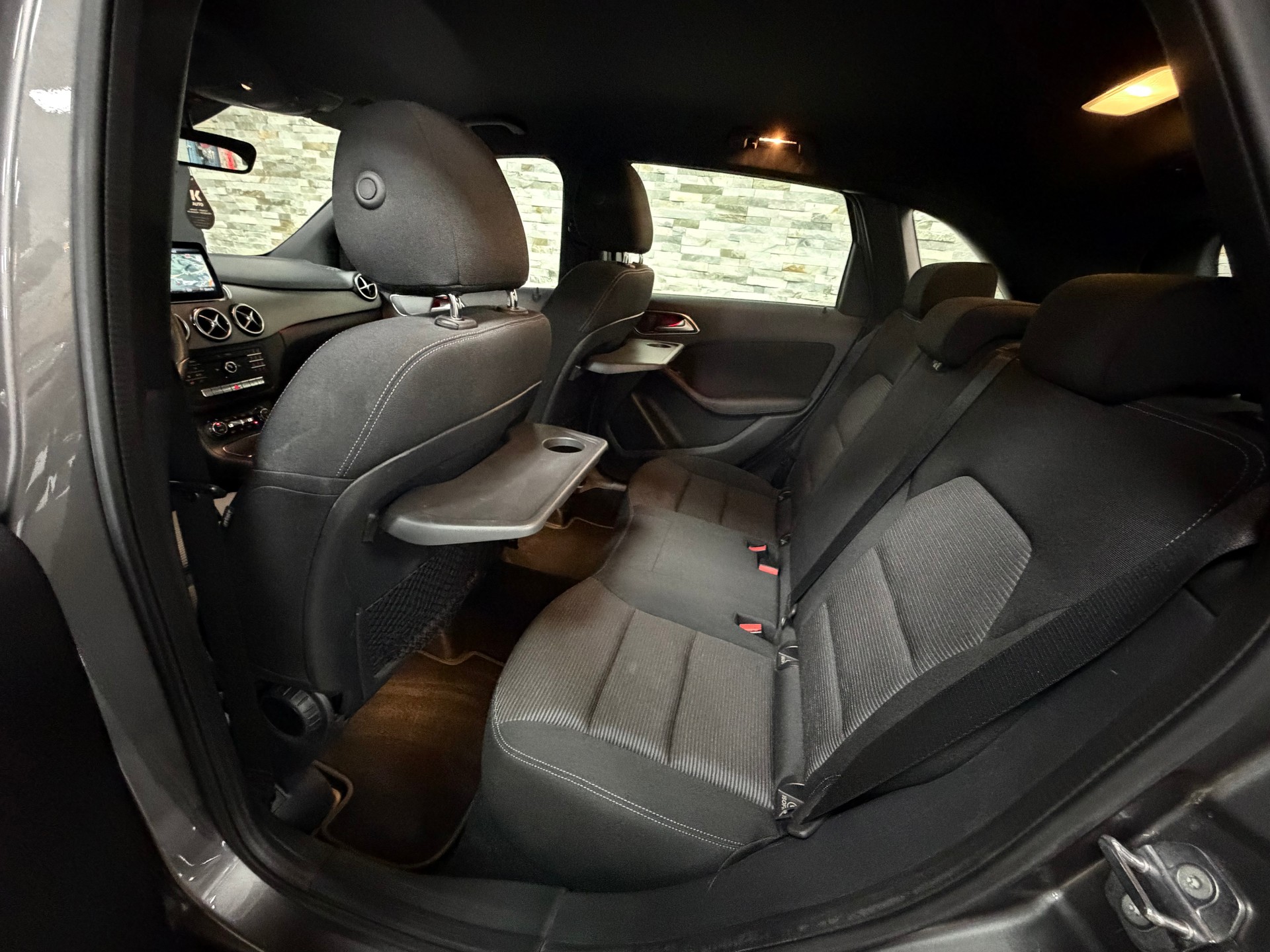 MERCEDES-BENZ B 200 Style 7G-DCT-image-22