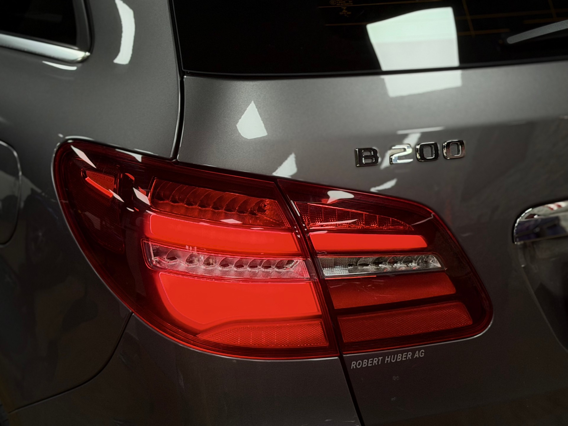 MERCEDES-BENZ B 200 Style 7G-DCT-image-8