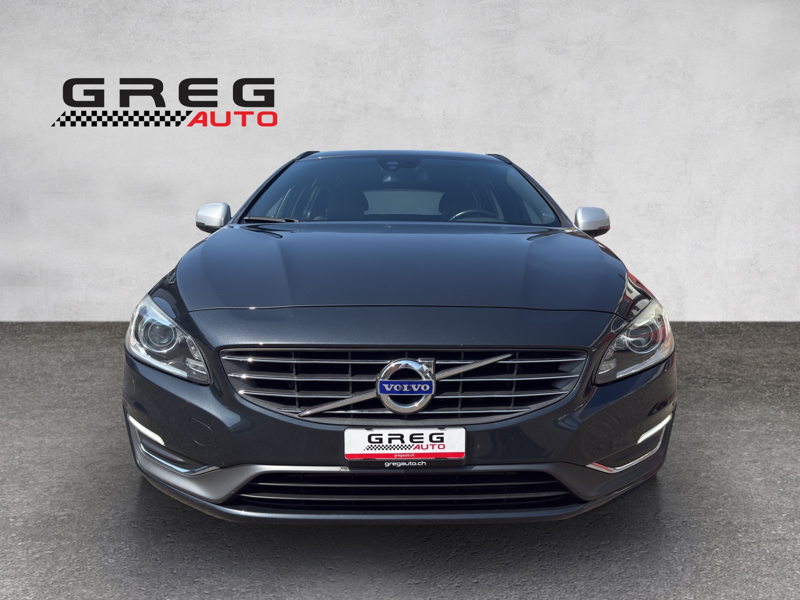 VOLVO V60 D5 Momentum Geartronic-image-6