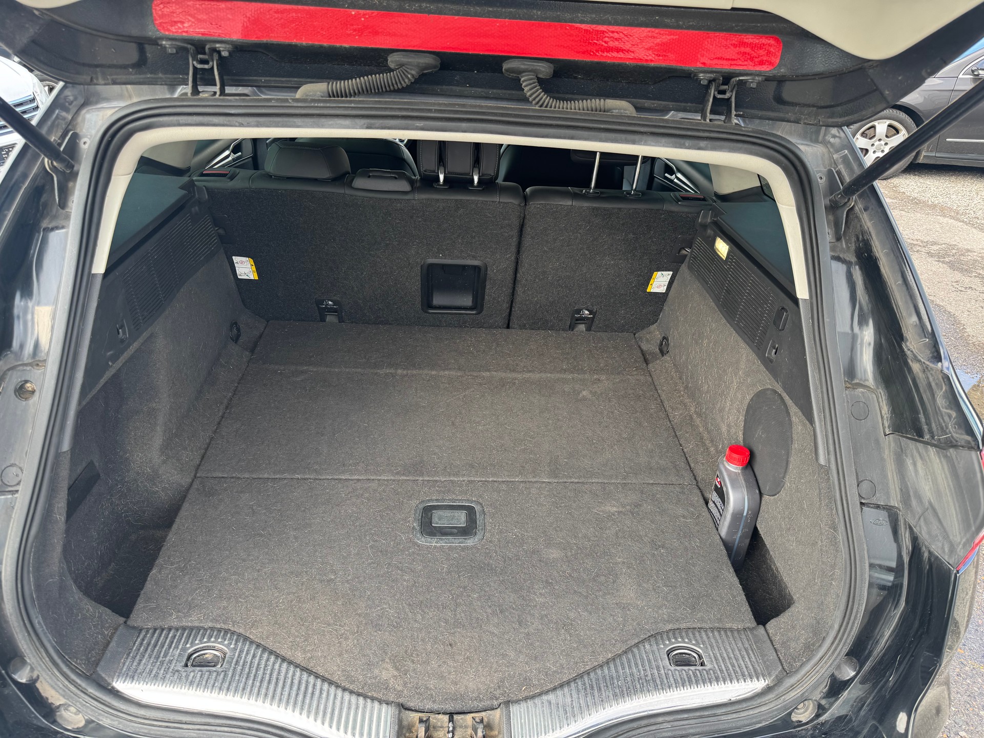 FORD Mondeo 2.0 EcoBoost SCTi Titanium Automatic-image-9