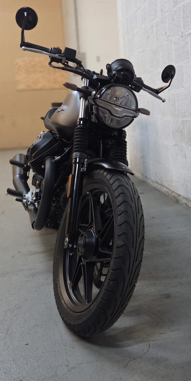 MOTO GUZZI V7 IV 850 Stone-showroom-element-2