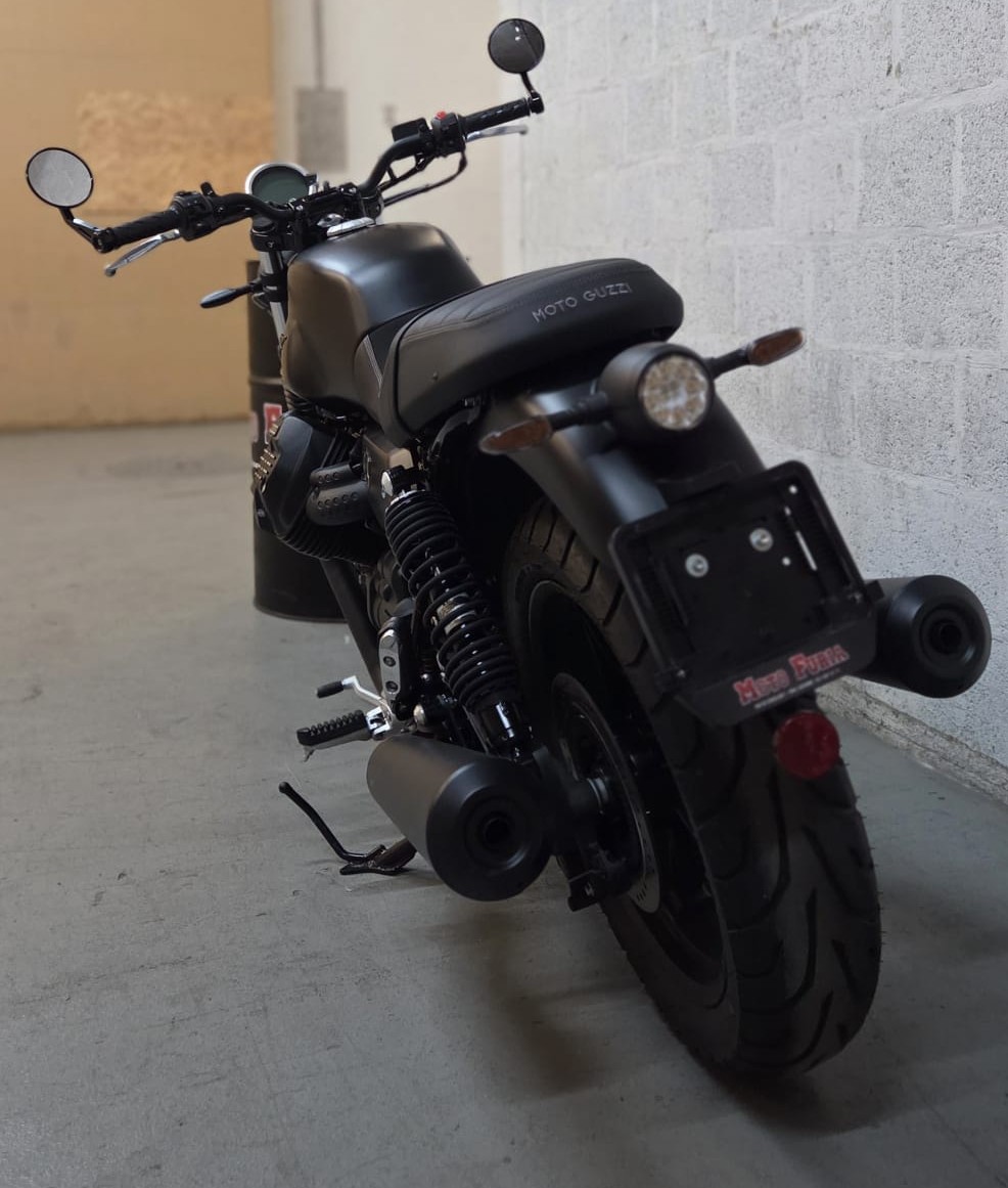MOTO GUZZI V7 IV 850 Stone-image-4
