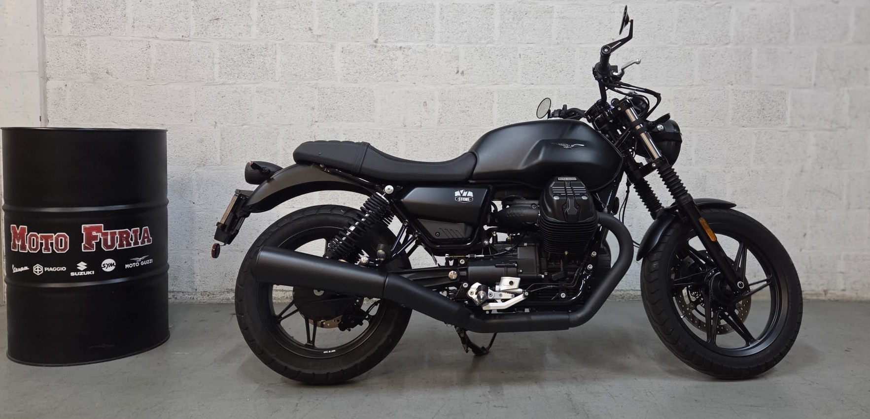 MOTO GUZZI V7 IV 850 Stone