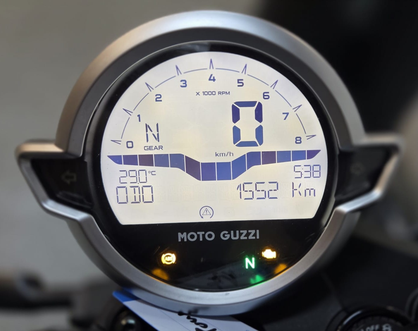 MOTO GUZZI V7 IV 850 Stone-image-5