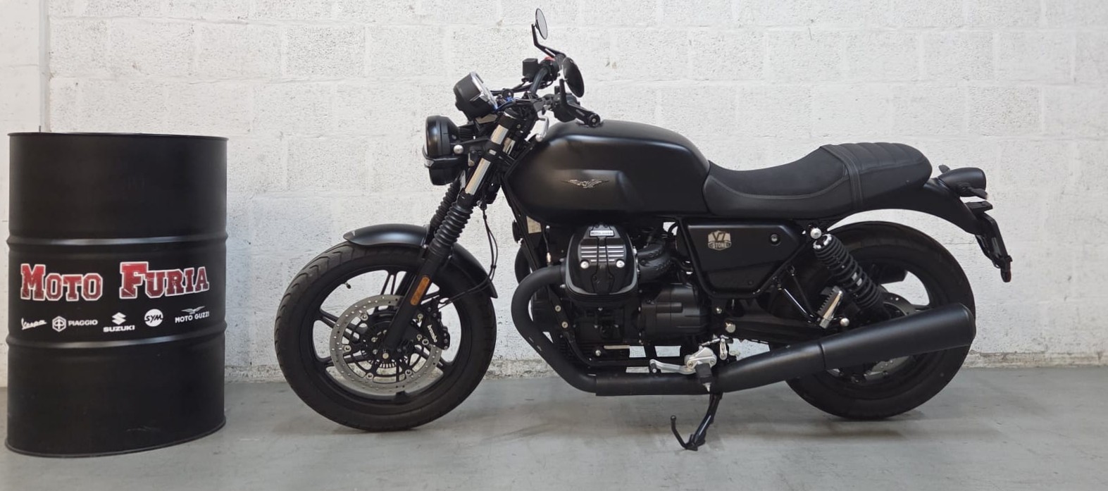 MOTO GUZZI V7 IV 850 Stone-showroom-element-3