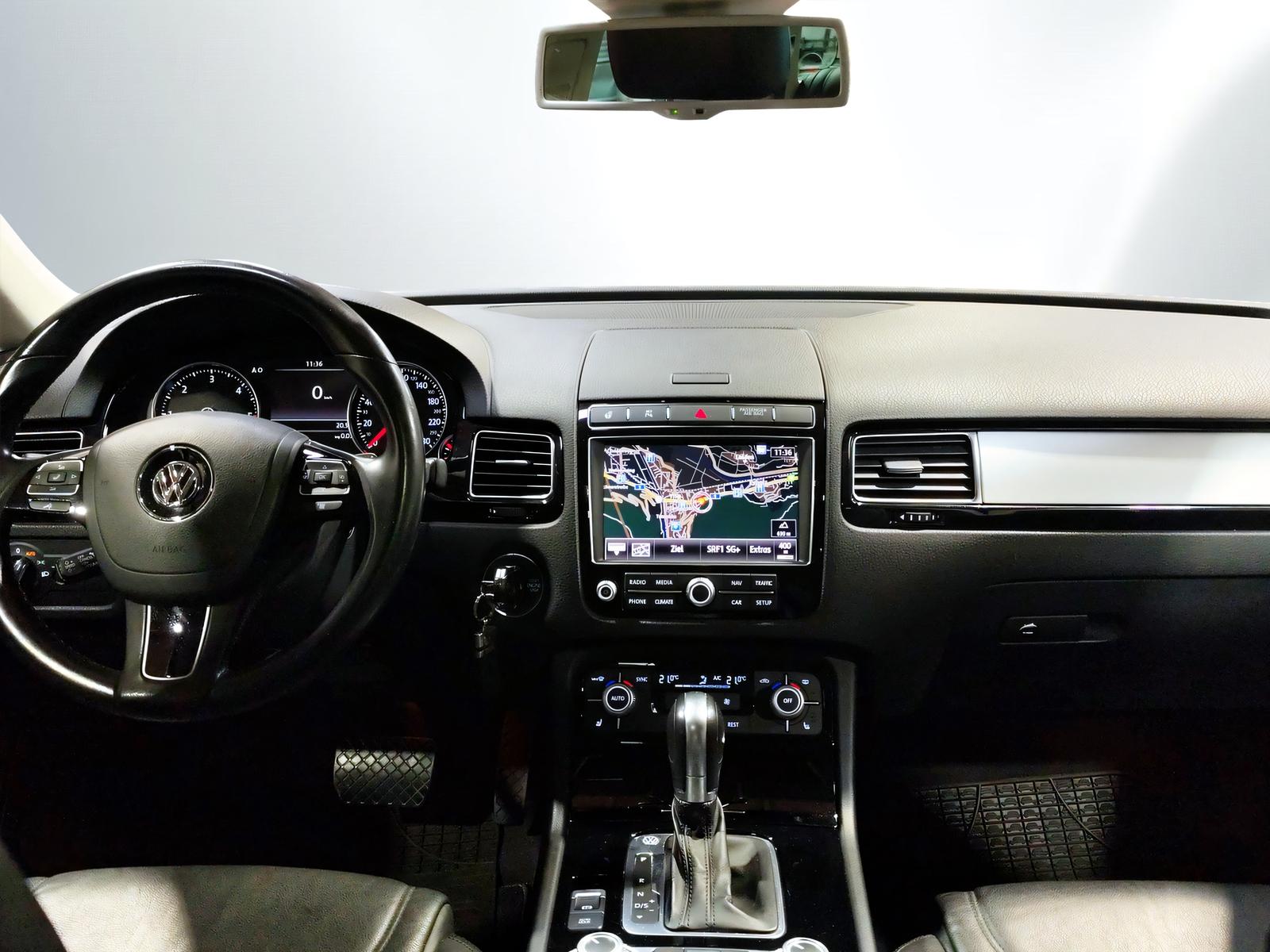 VW Touareg 3.0 V6 TDI 262 BMT TT 4Xm-image-9