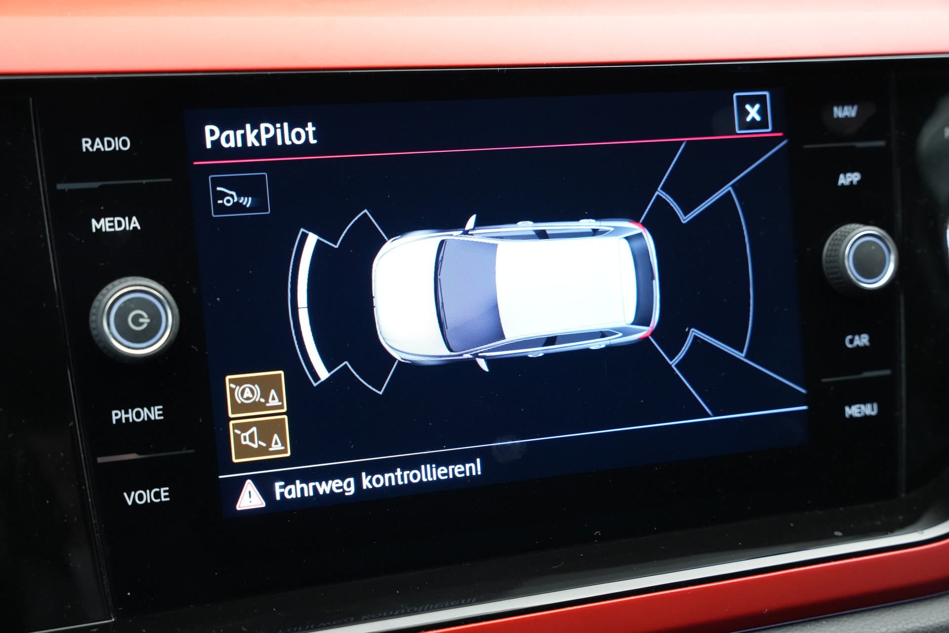 VW Polo 2.0 TSI GTI DSG *CH-Fahrzeug*-image-25