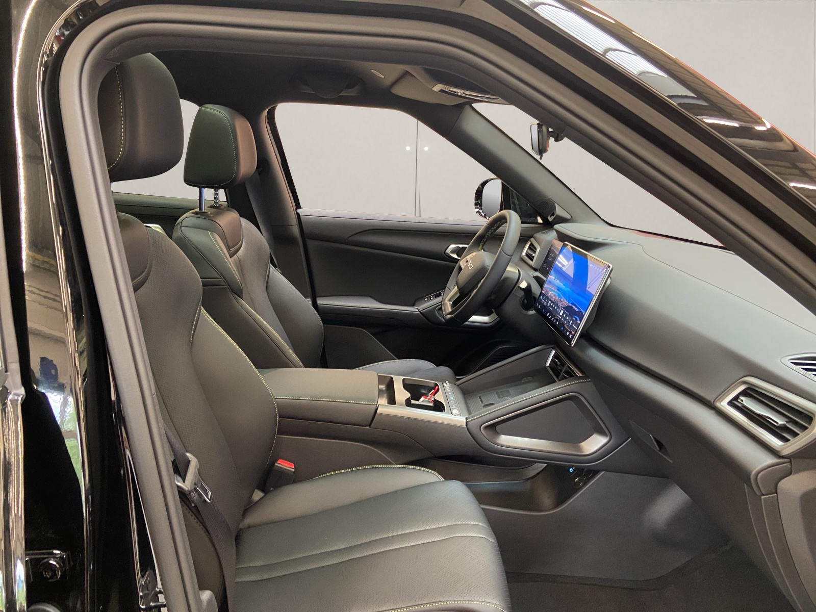 BYD Atto 2 DM-i Boost-image-11