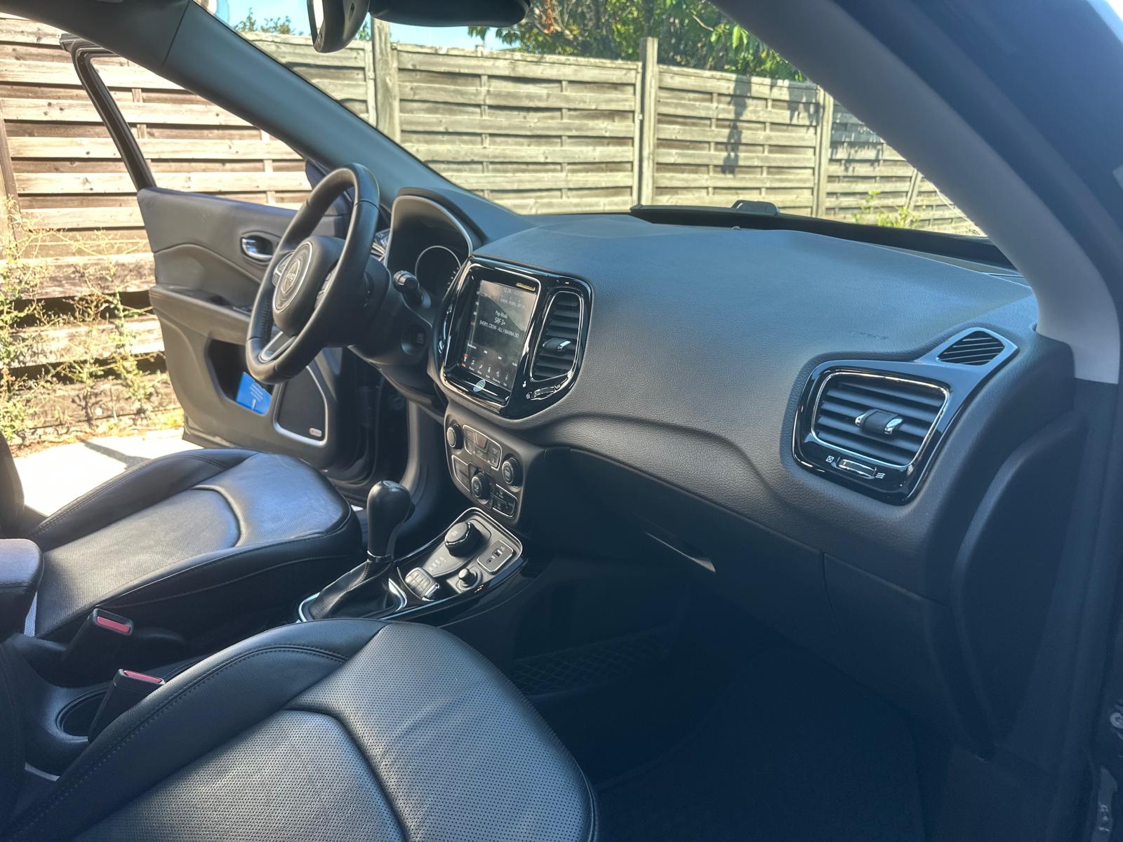 JEEP Compass 1.4 Turbo Limited AWD 9ATX-image-11