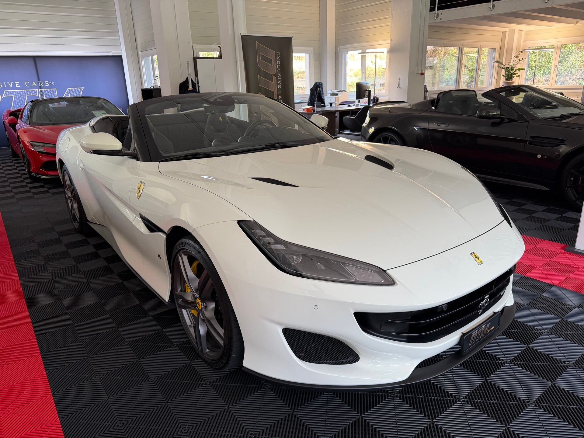 FERRARI Portofino 3.9 V8 T-image-5