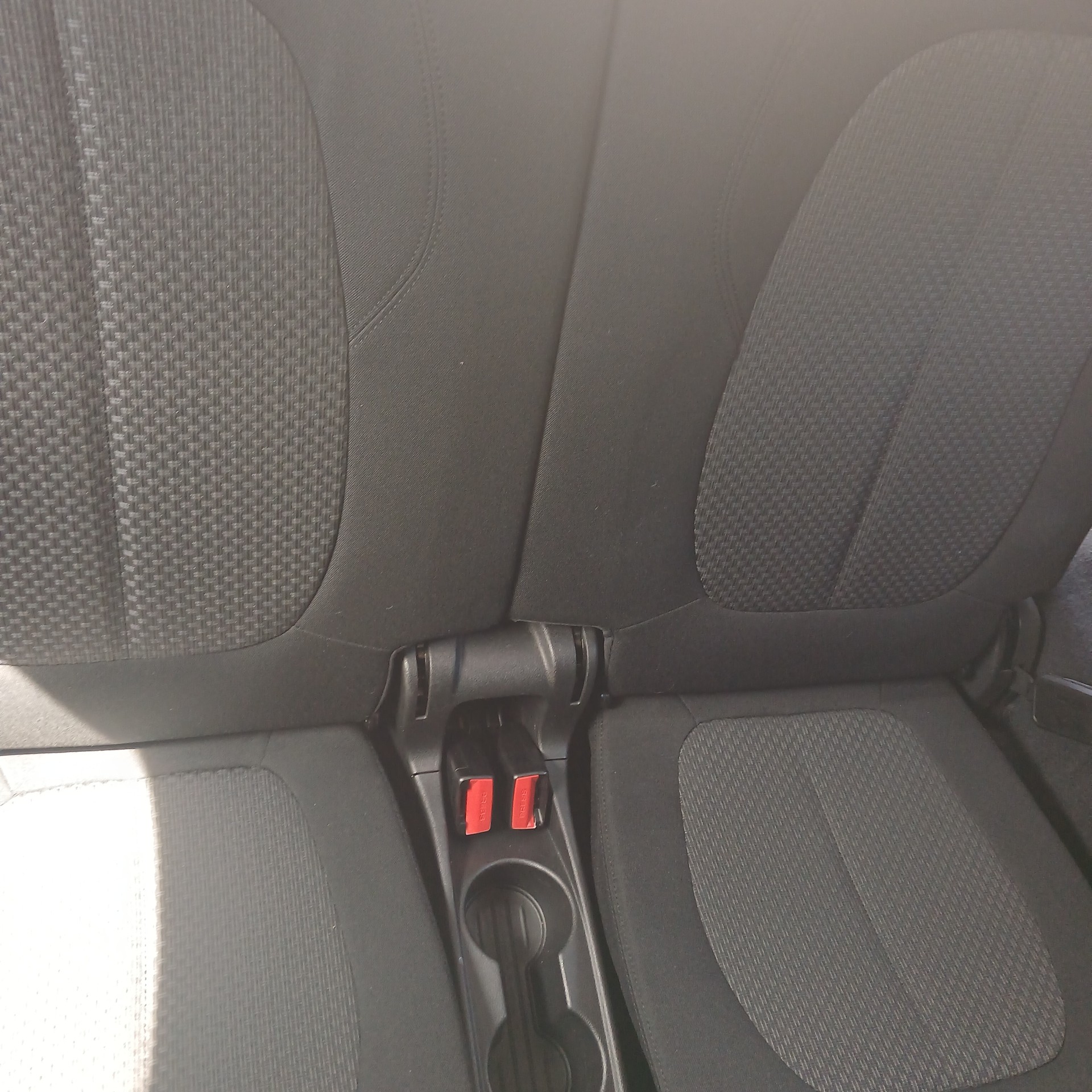 BMW 216d-image-11