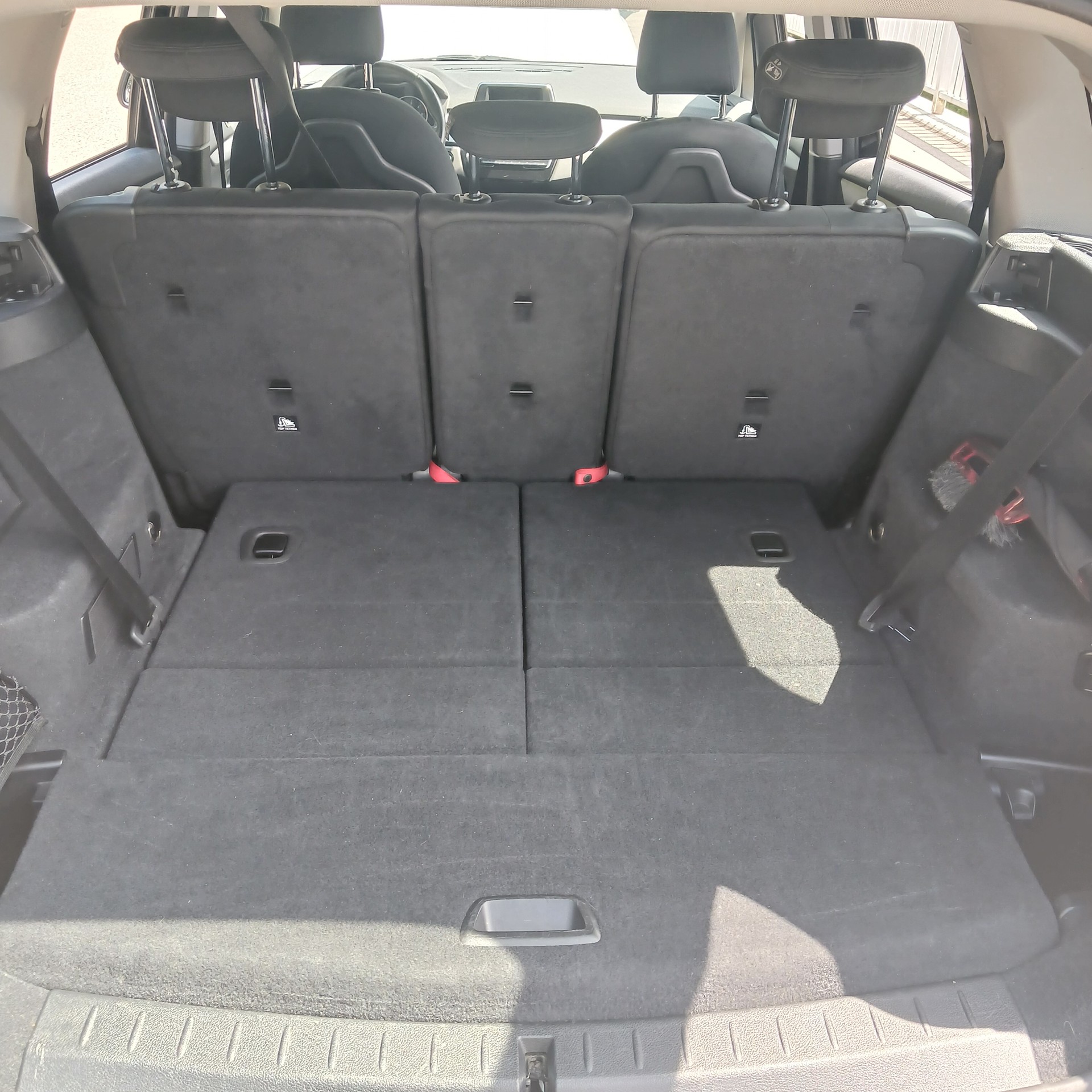 BMW 216d-image-14