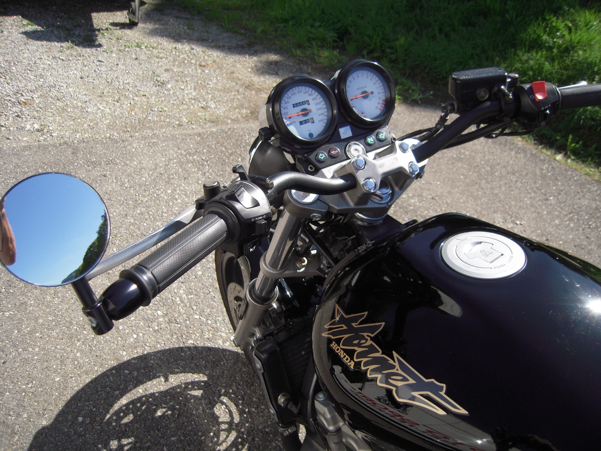 HONDA CB 600 F Hornet-image-6