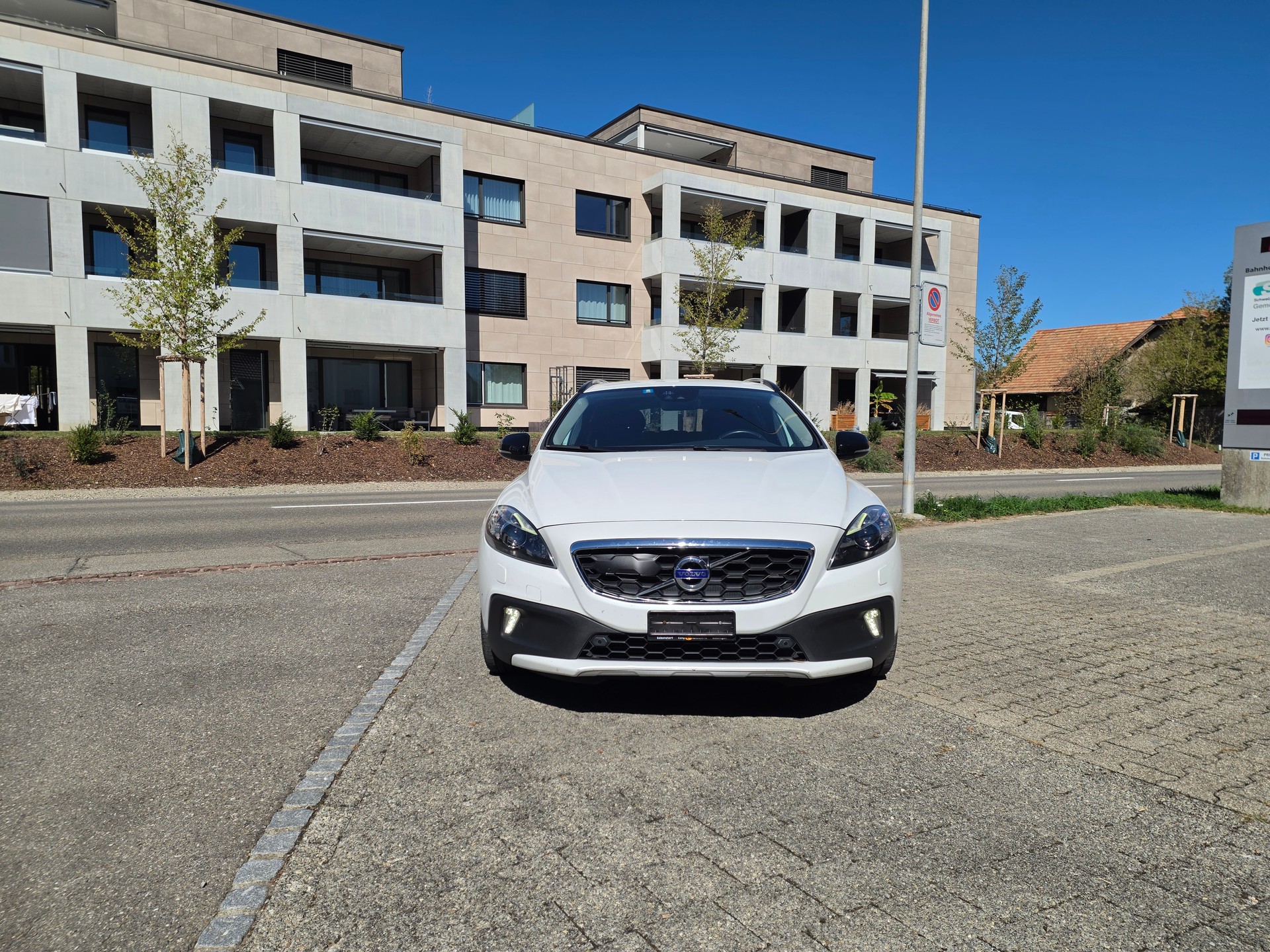 VOLVO V40 Cross Country T5 AWD Summum Geartronic-image-1