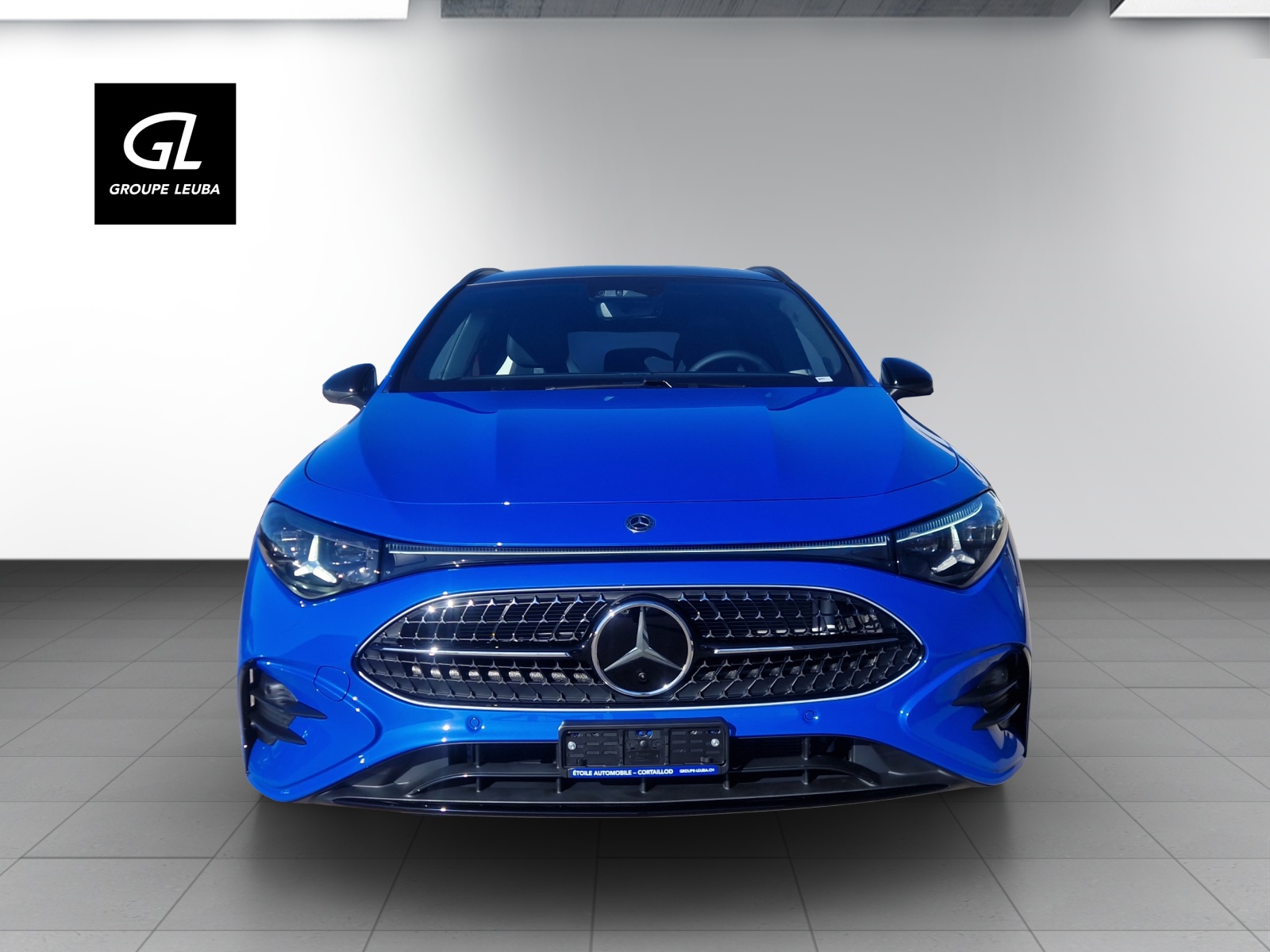 MERCEDES-BENZ CLA 220 8G-DCT 4Matic-showroom-element-3