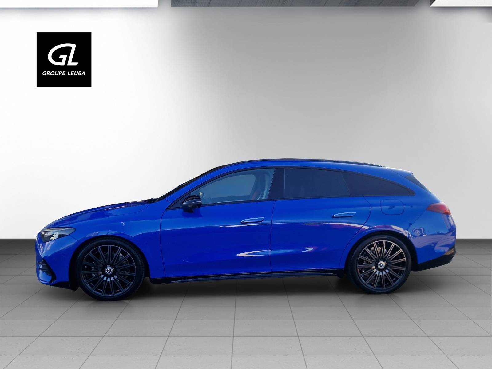 MERCEDES-BENZ CLA 220 8G-DCT 4Matic-showroom-element-2