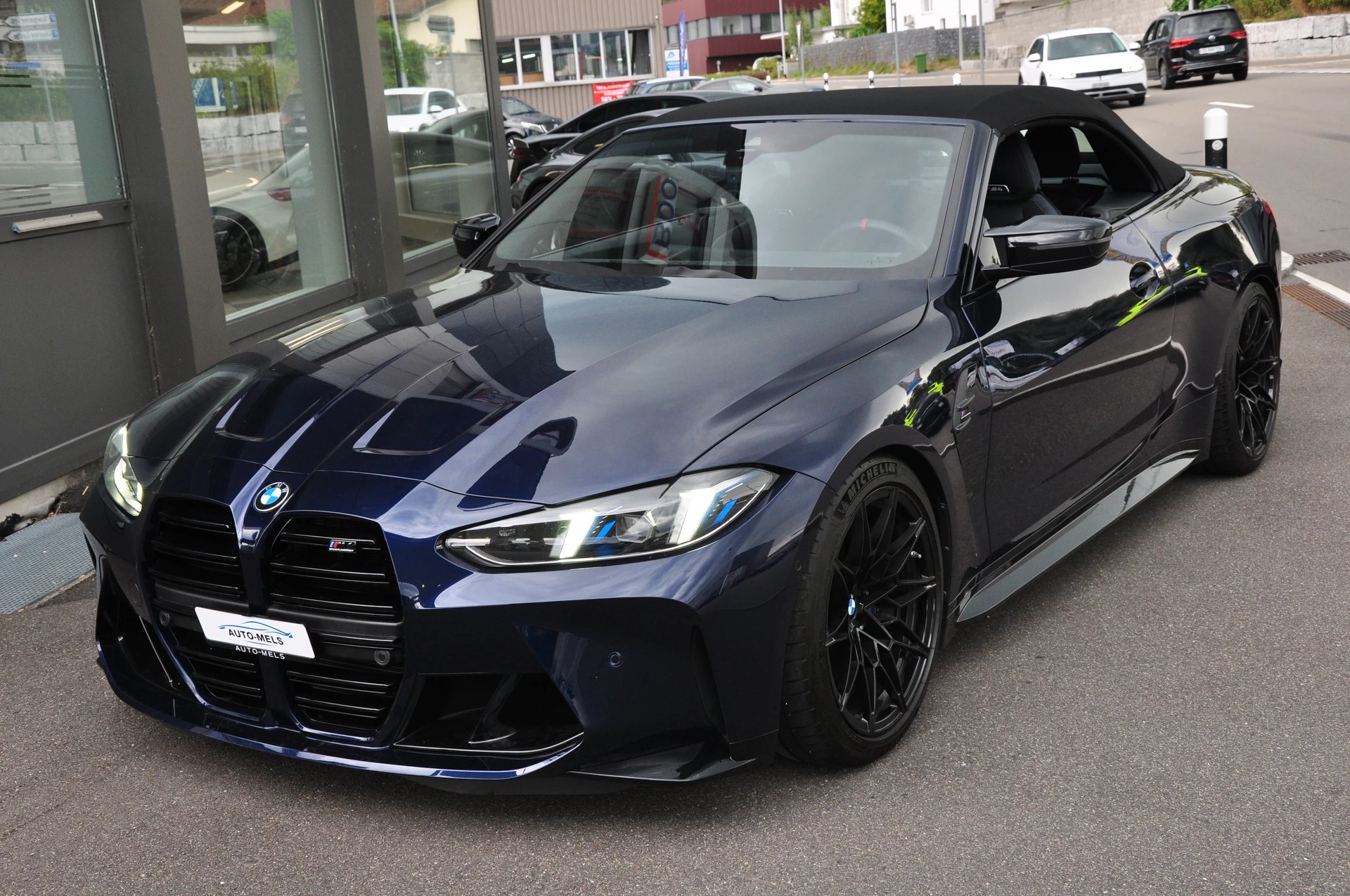 BMW M4 Cabrio Competition M xDrive-image-16