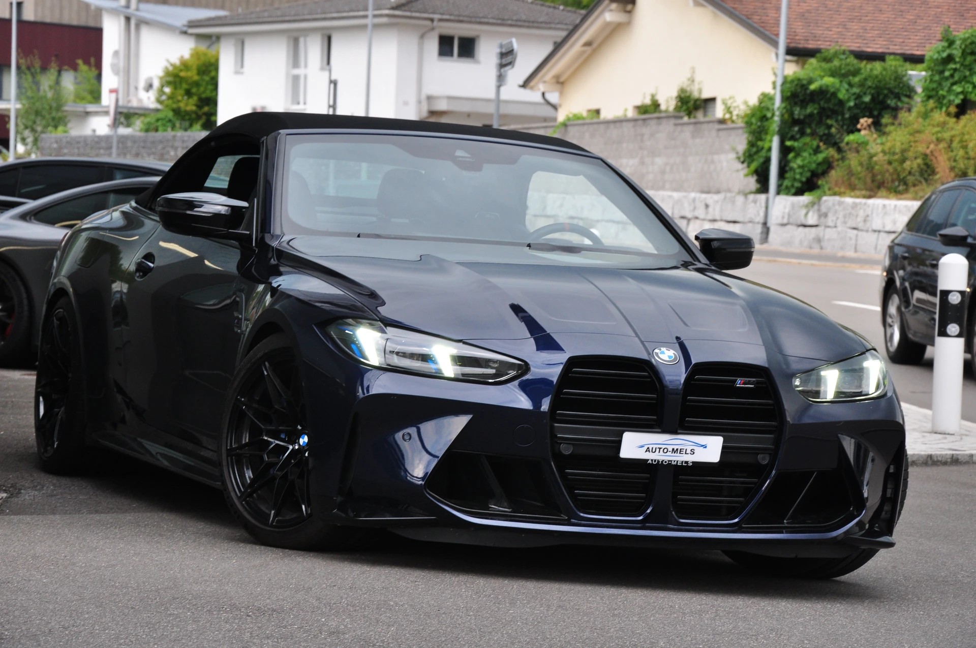 BMW M4 Cabrio Competition M xDrive-image-10