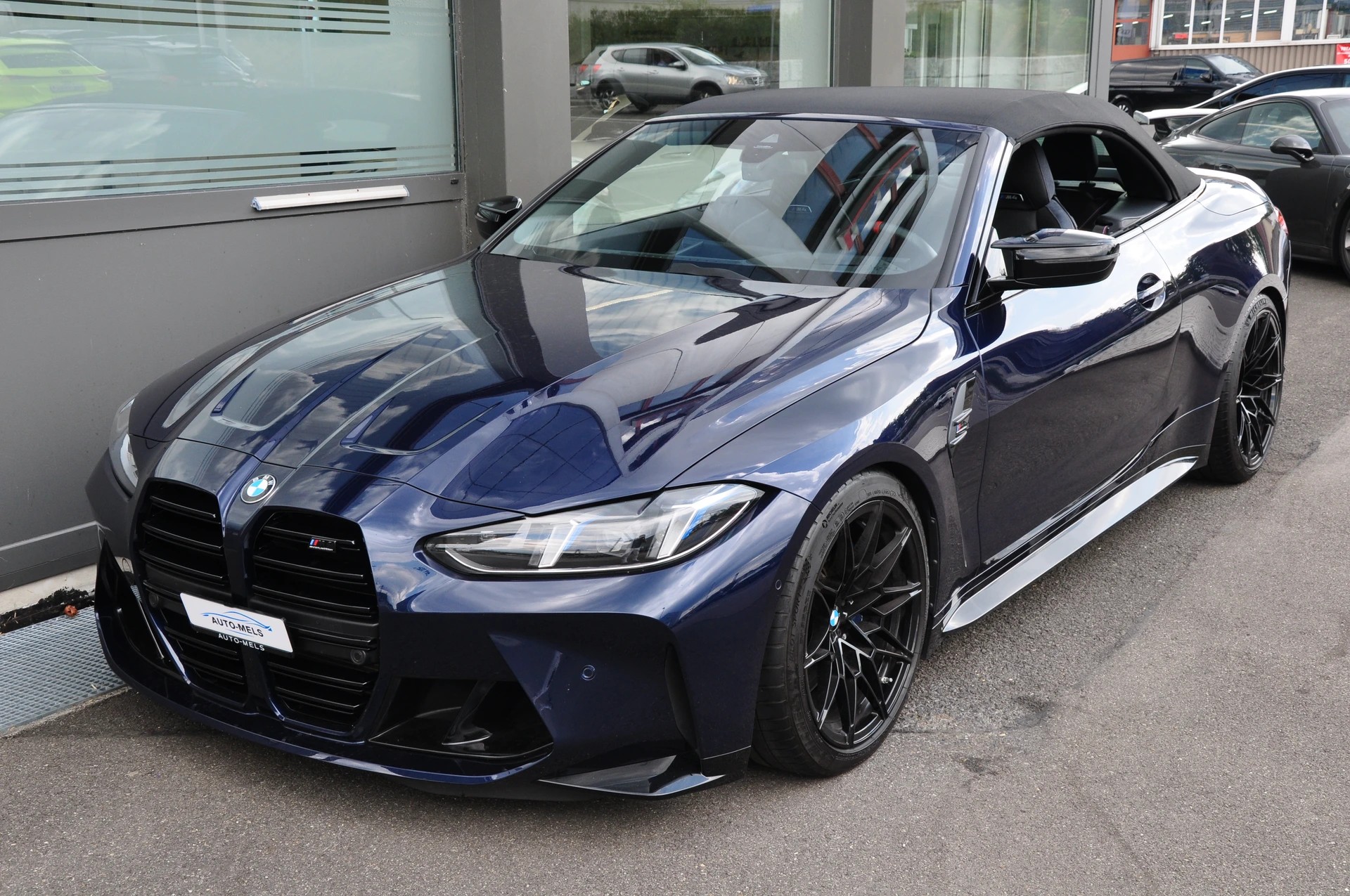 BMW M4 Cabrio Competition M xDrive-image-5