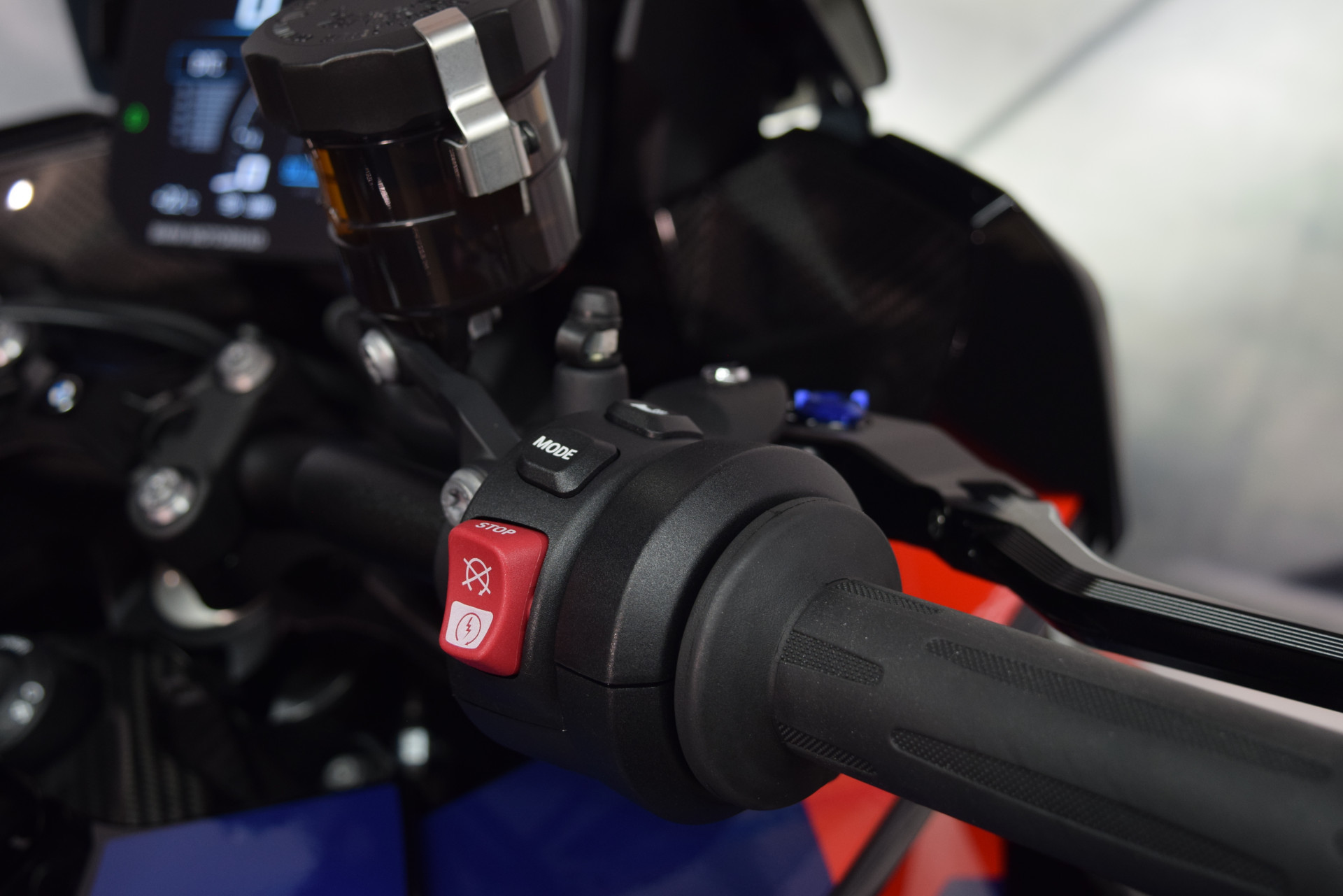 BMW M 1000 XR Competition Sofort verfügbar!-image-7