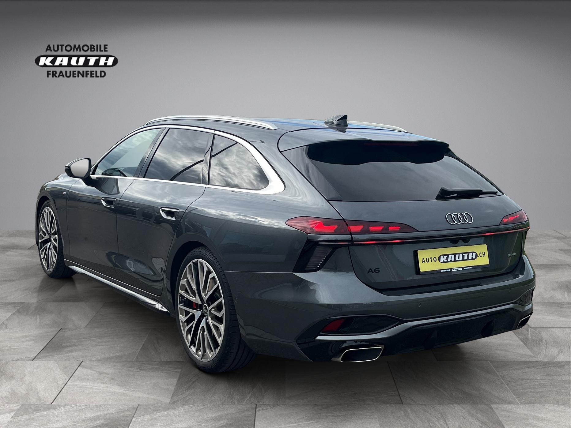 AUDI A6 Avant TFSI quattro 270 kW S tronic*Panorama-Glasdach, Luftfahrwerk, B&O Sound, (5-Jahre Garantie)-showroom-element-2