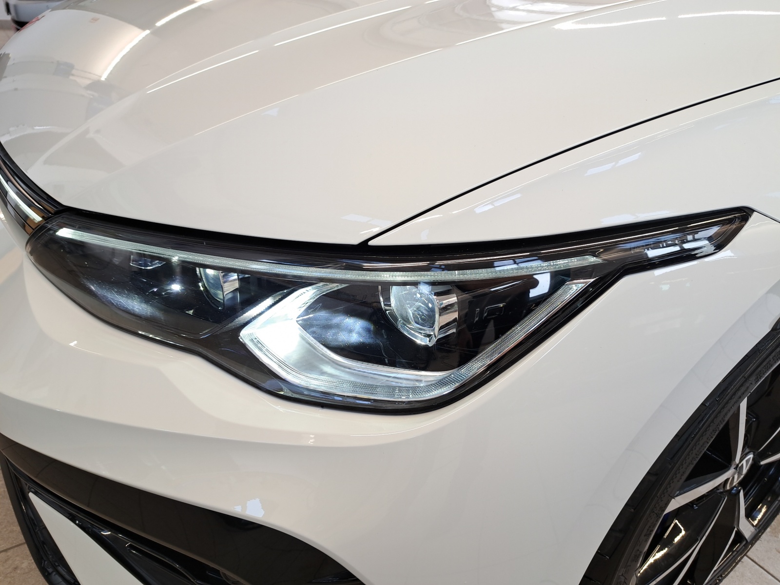 VW Golf VIII 2.0 TSI R DSG 4motio-image-17