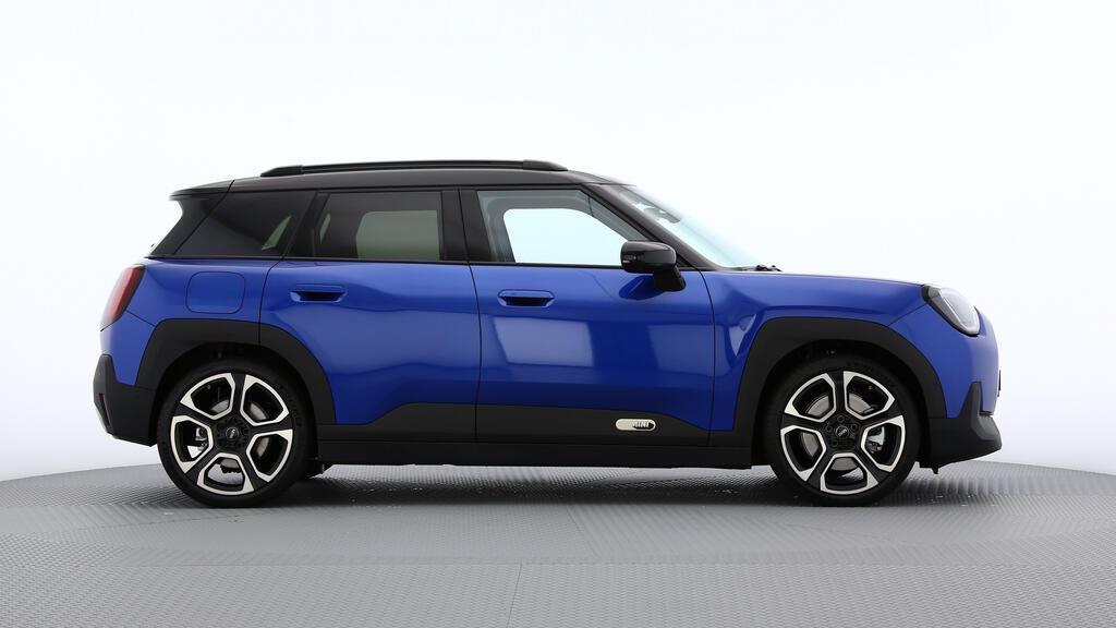 MINI Aceman SE-showroom-element-2
