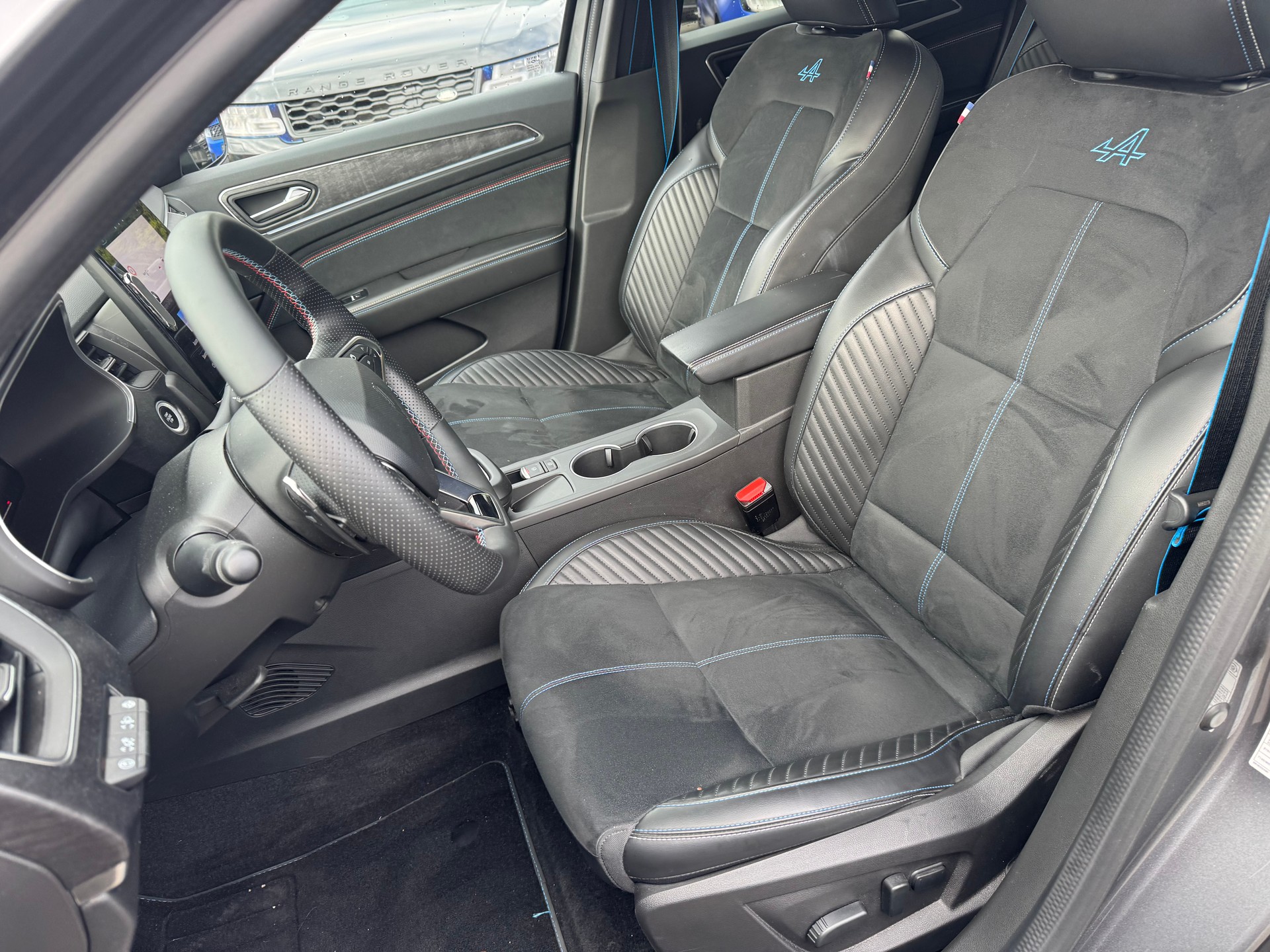 RENAULT Arkana 1.3 TCe Esprit Alpine EDC-image-17
